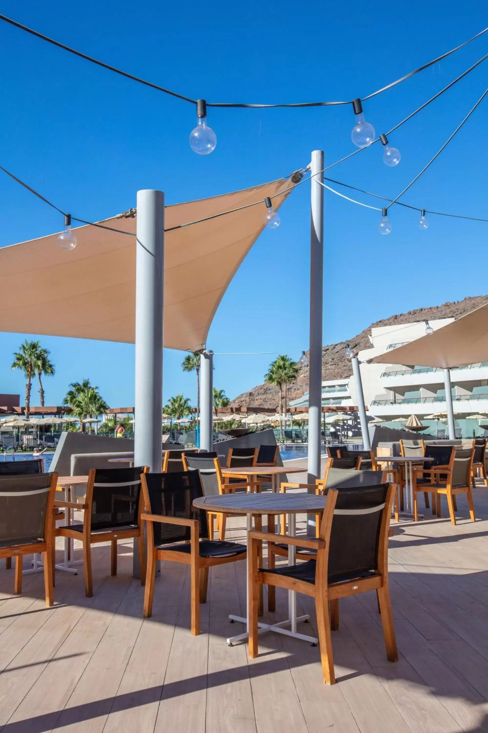 Lounge or bar, Restaurant/Places to Eat in Radisson Blu Resort & Spa, Gran Canaria Mogan