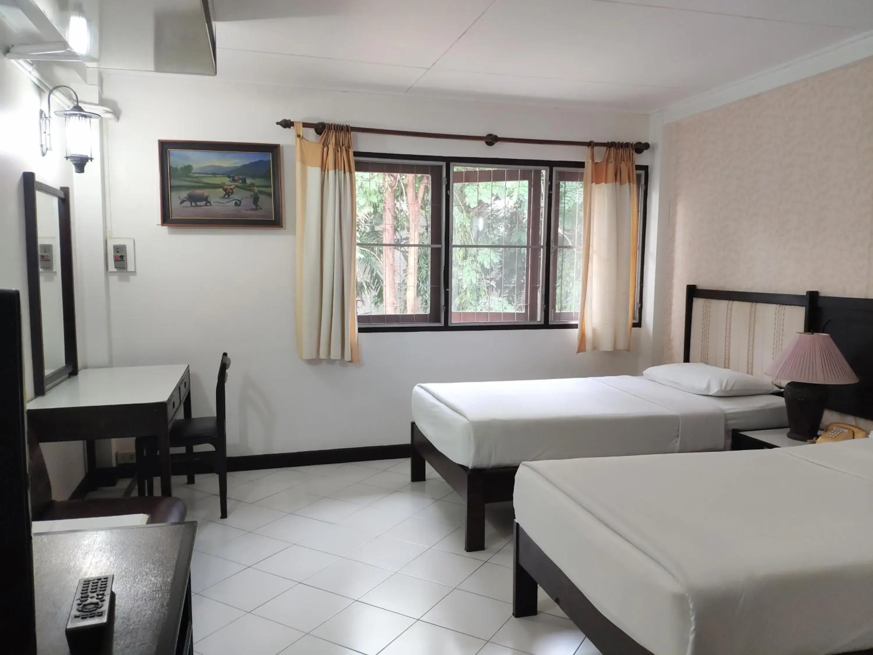 Changpuak Hotel