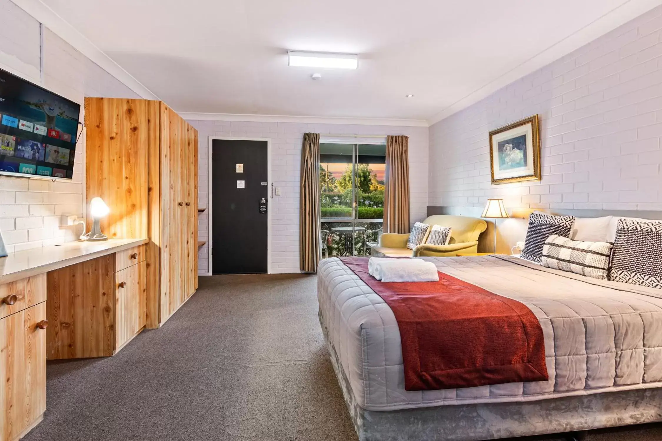 Bedroom in Burringa Garden Motel