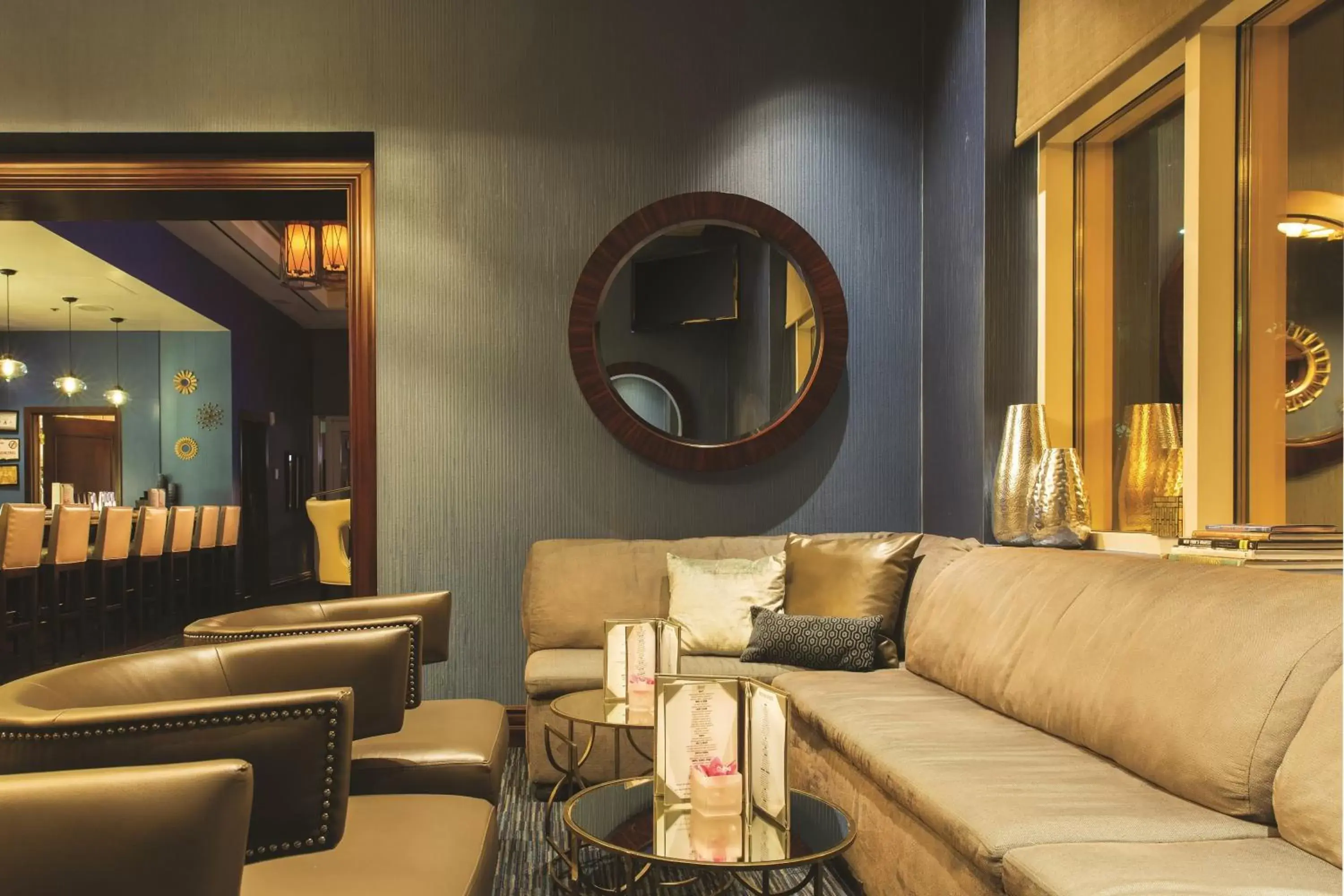 Lounge or bar, Seating Area in The Signature at MGM Grand - All Suites