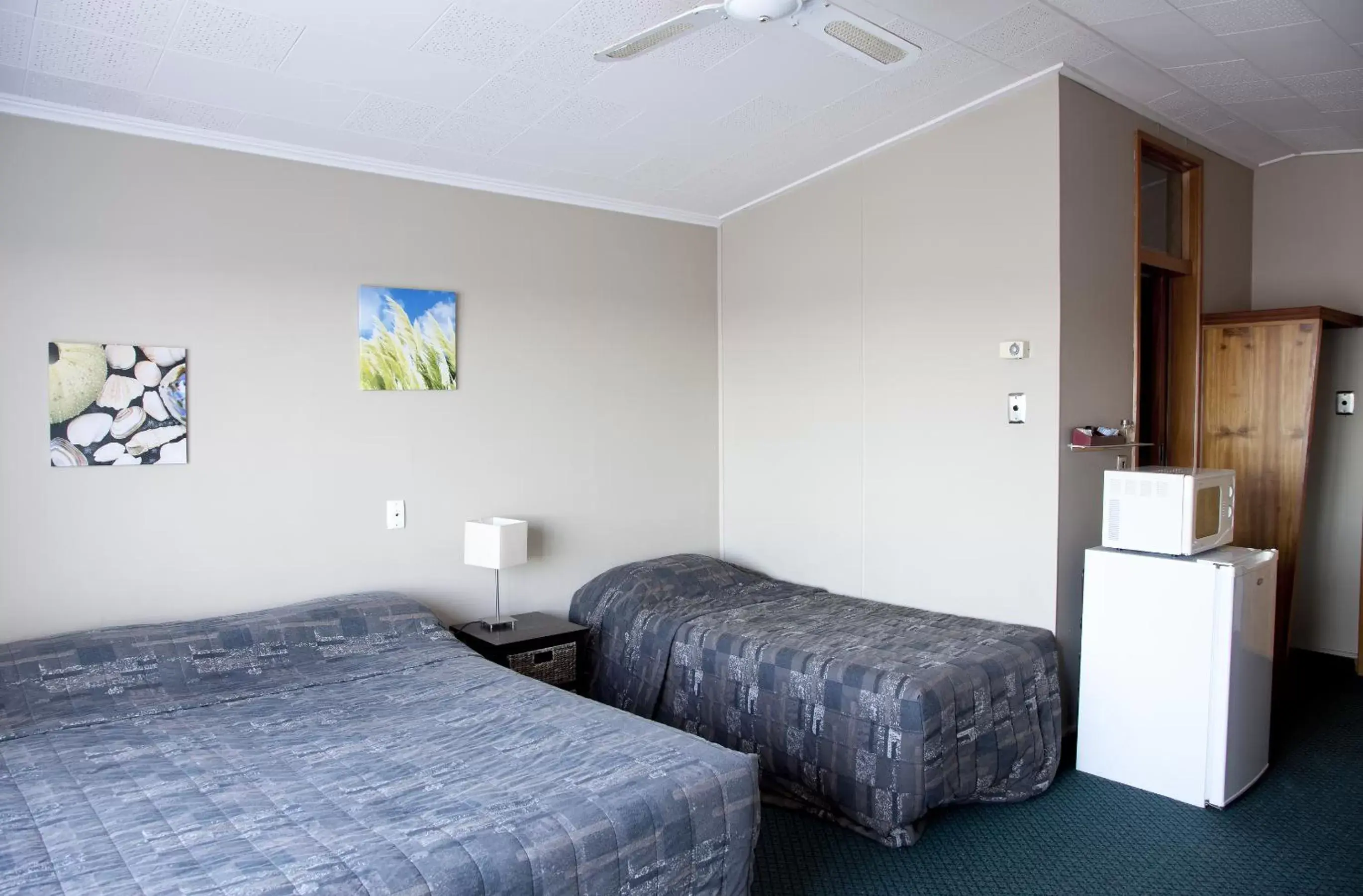 Bed in Apple Motor Inn Bed in Apple Motor Inn