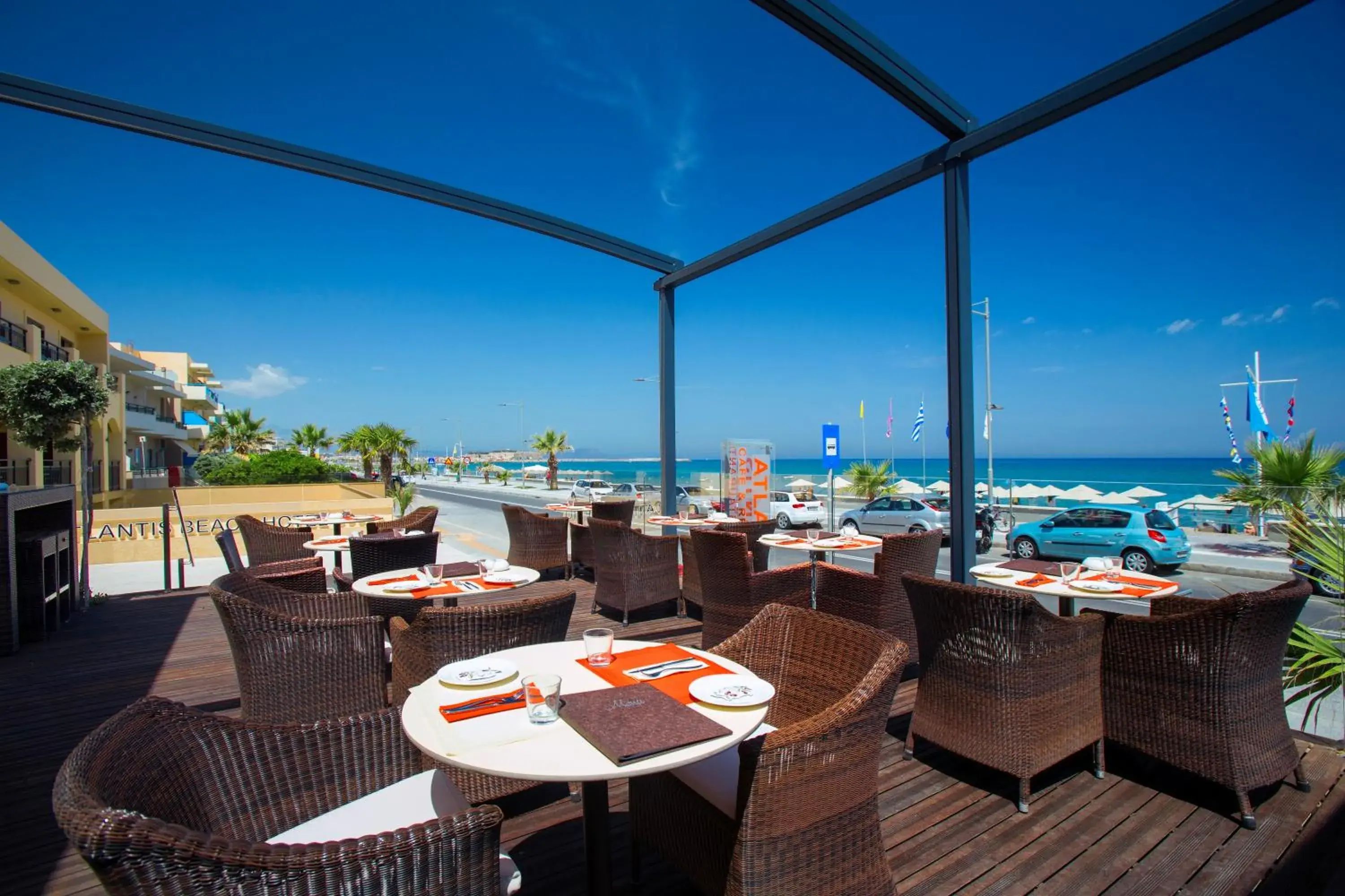 Restaurant/Places to Eat in Atlantis Beach Hotel