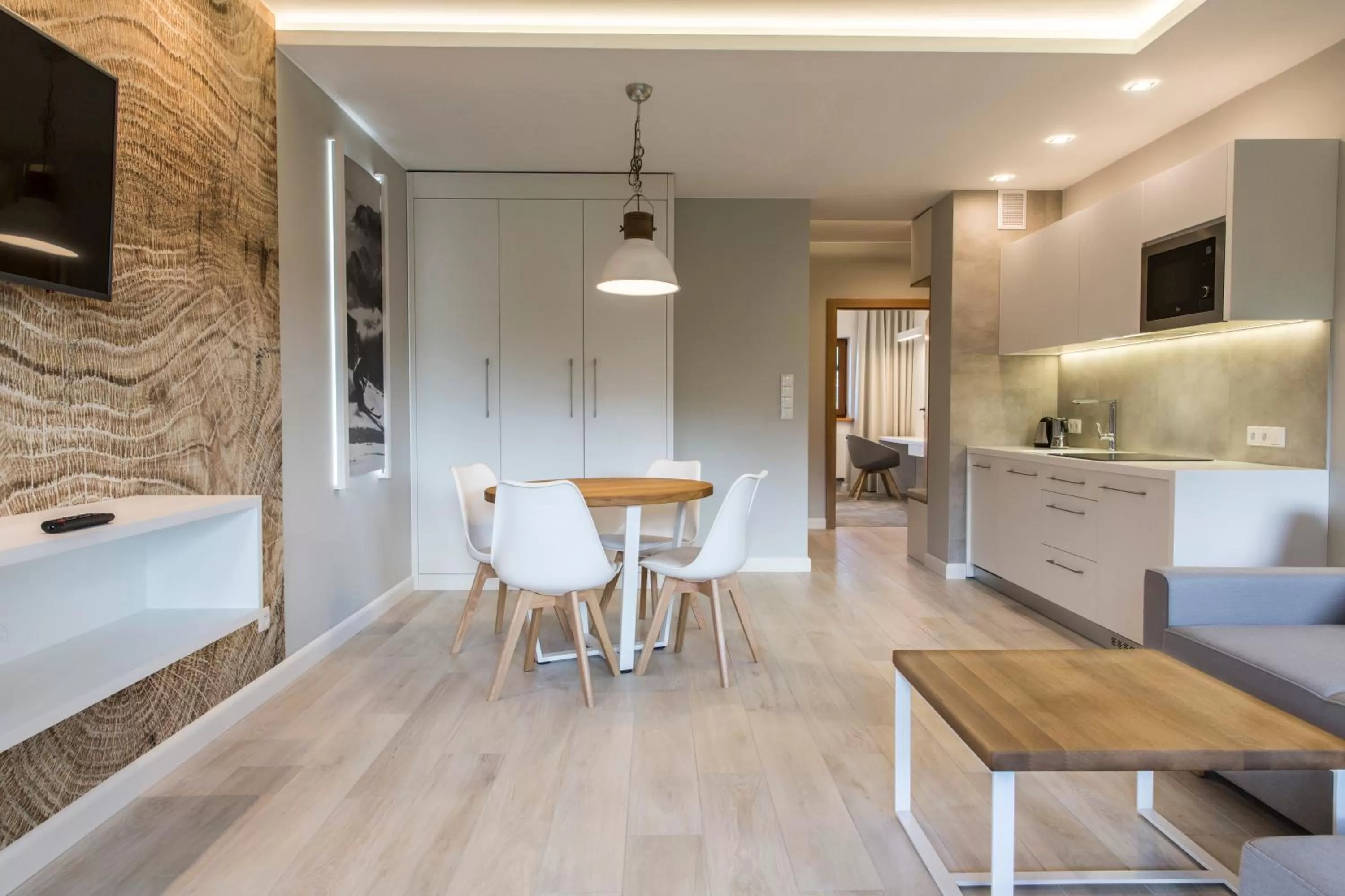 Kitchen or kitchenette in Royal Hill Residence