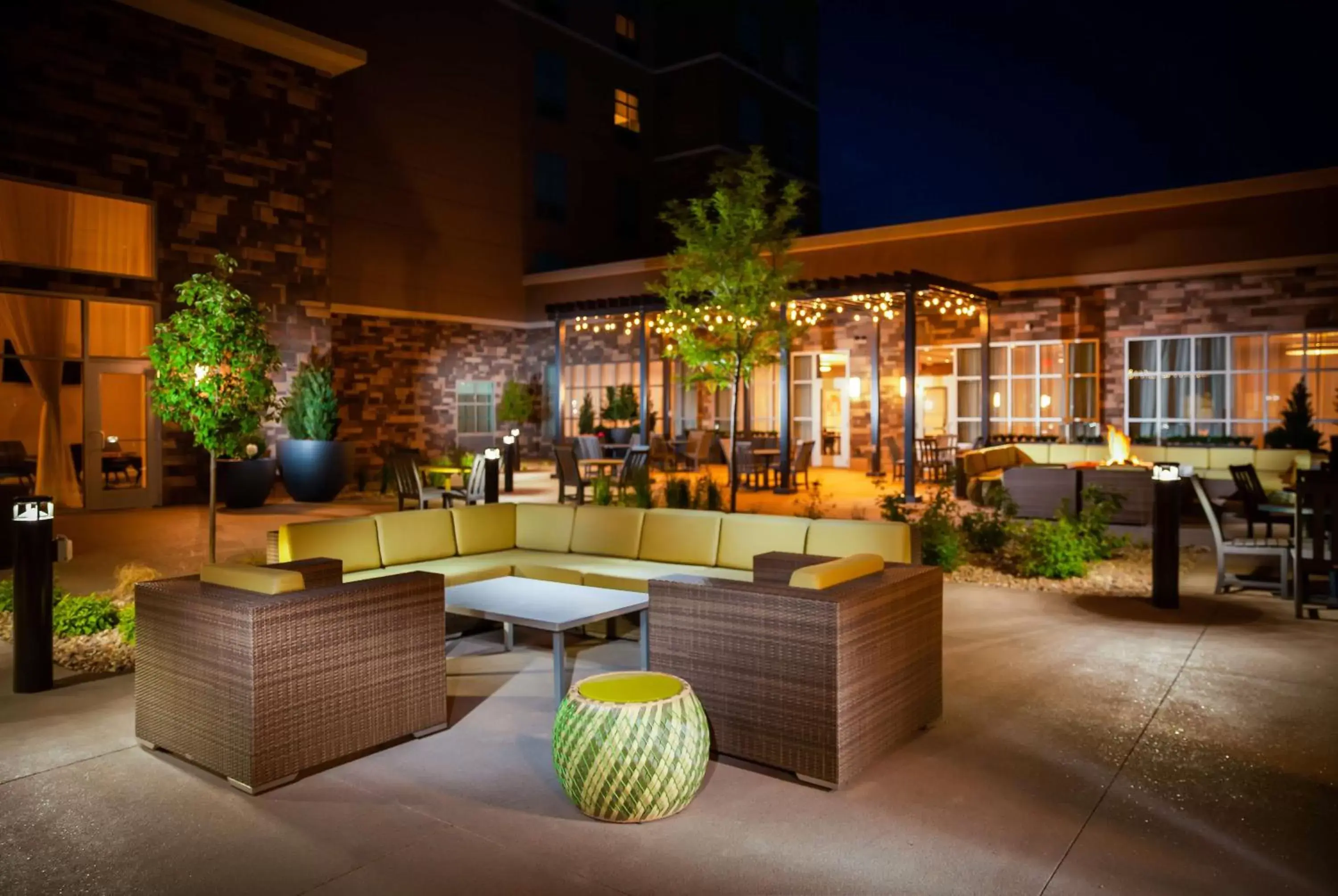 Patio in Hilton Garden Inn Broomfield Boulder