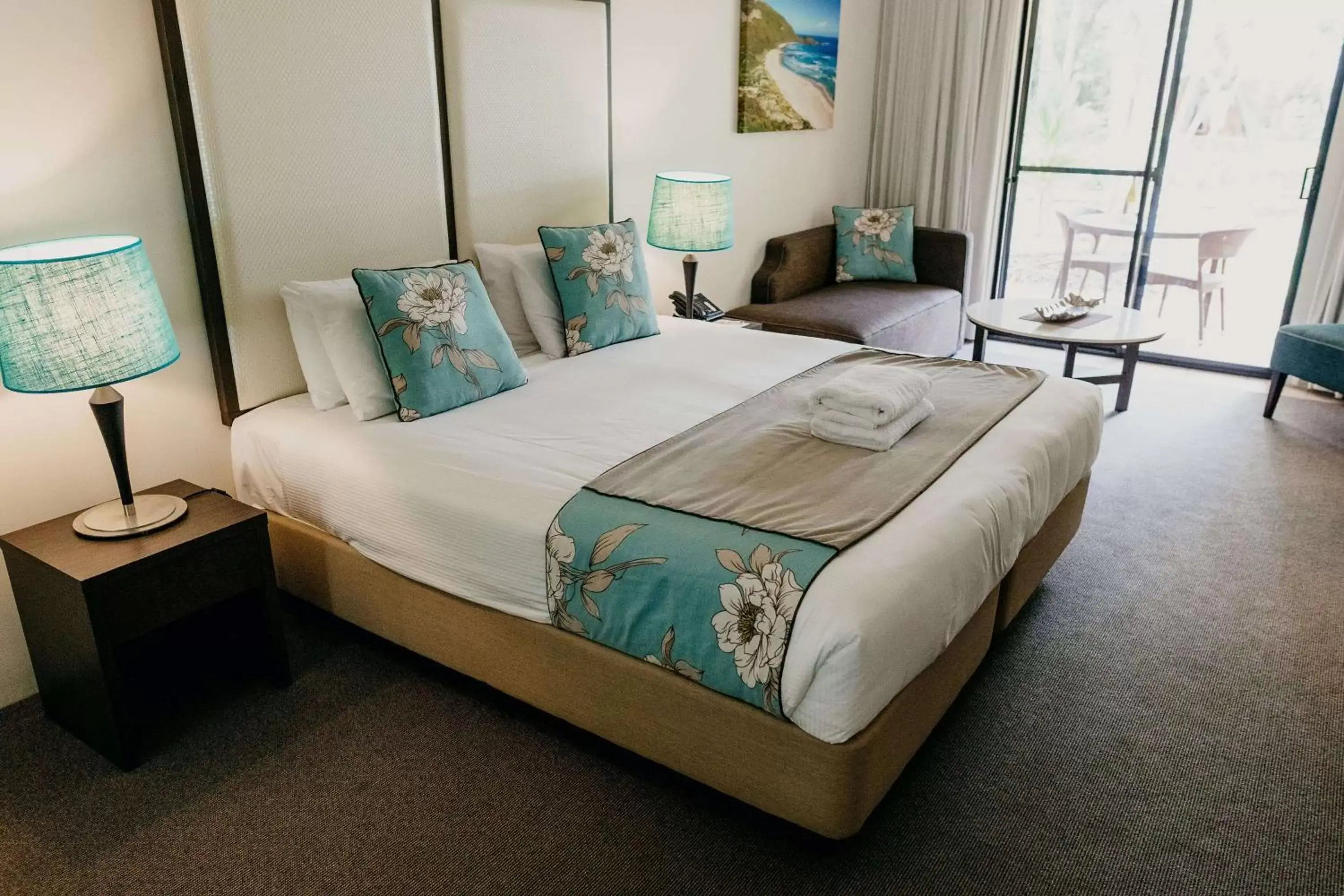 Photo of the whole room, Bed in Club Wyndham Dunsborough, Trademark Collection by Wyndham