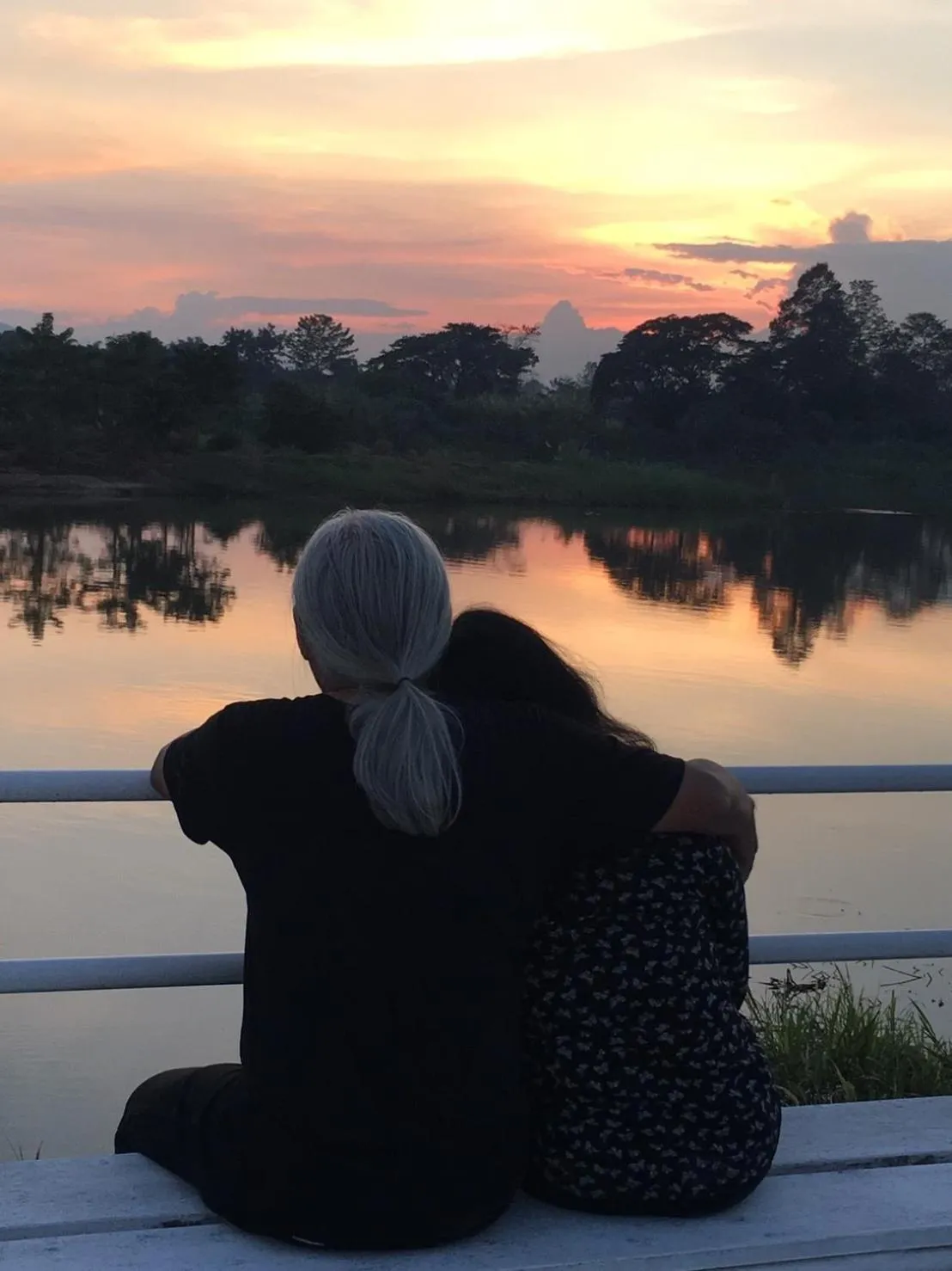 Scenic Riverside Resort