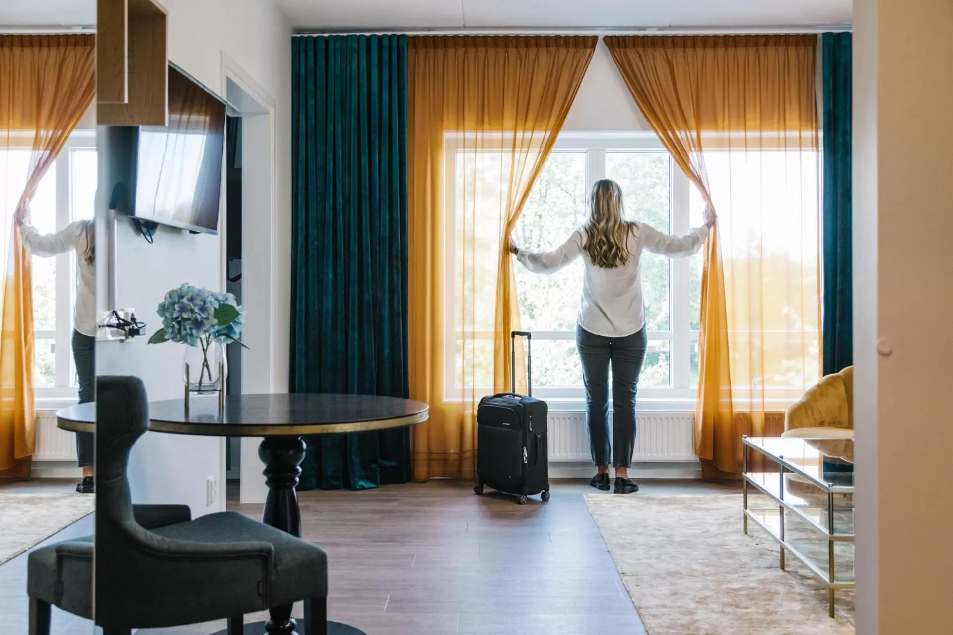 People in Skara Konsthotell