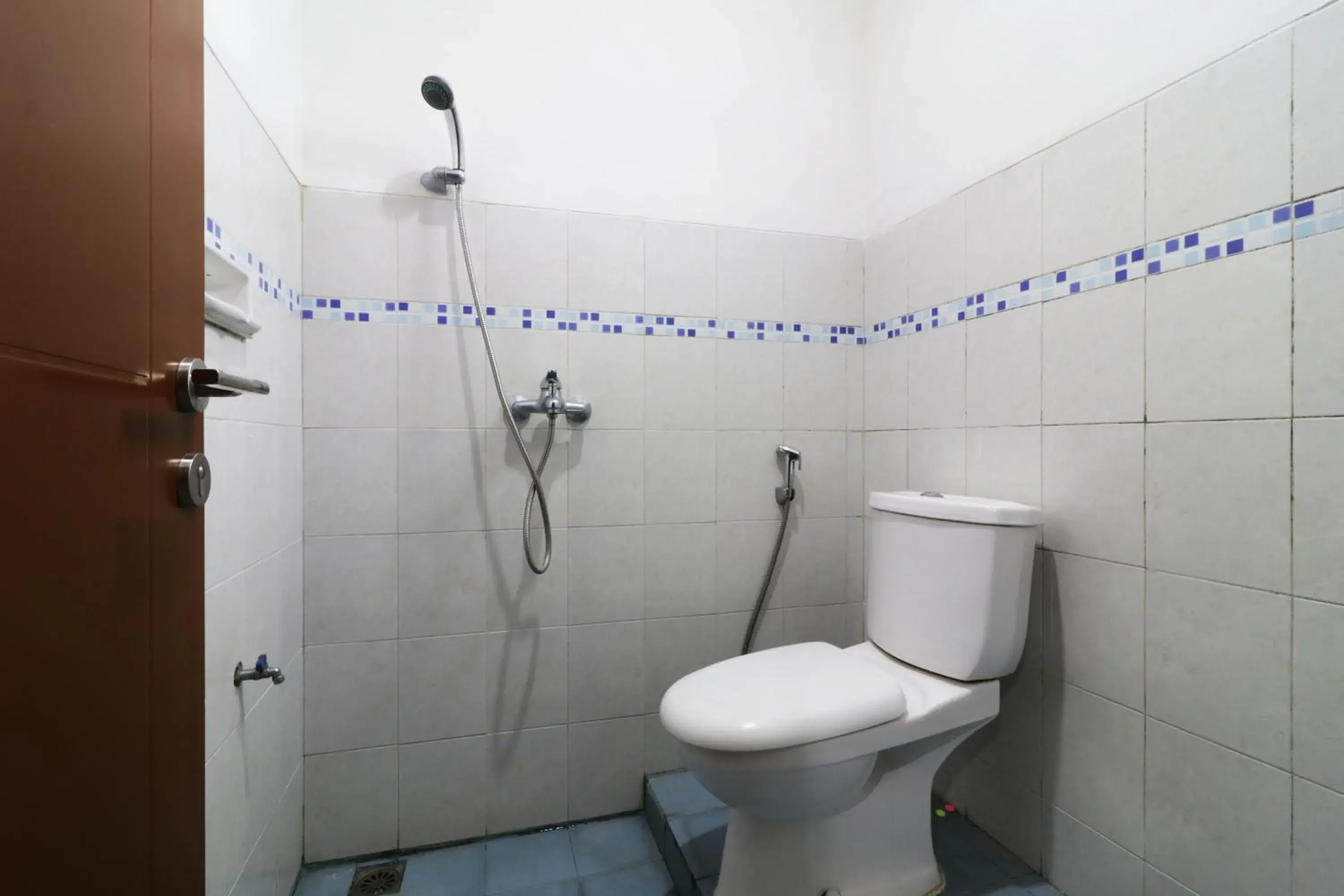 Bathroom in Jayagiri Guesthouse