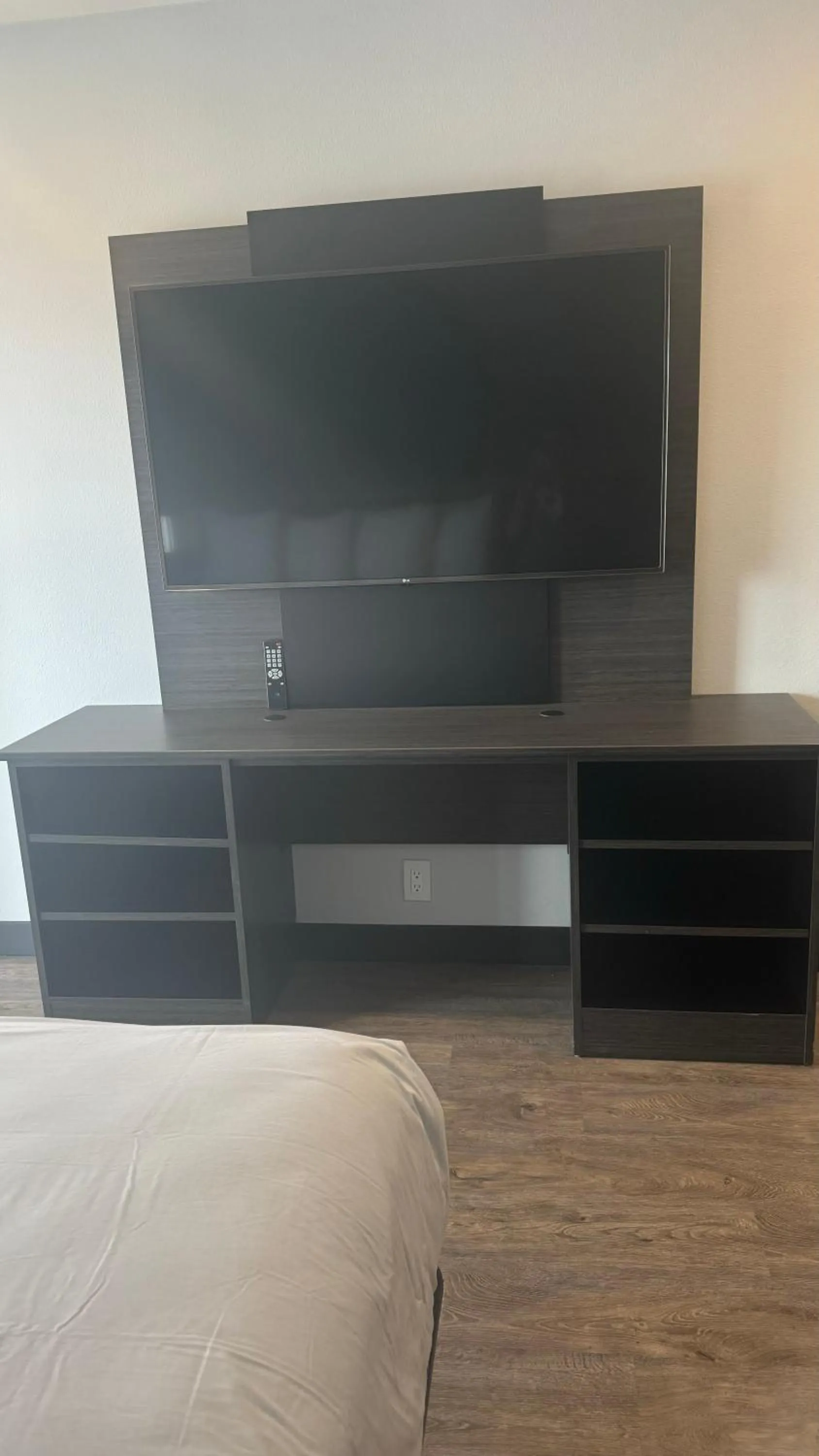 TV/Entertainment Center in Hotel del SOL