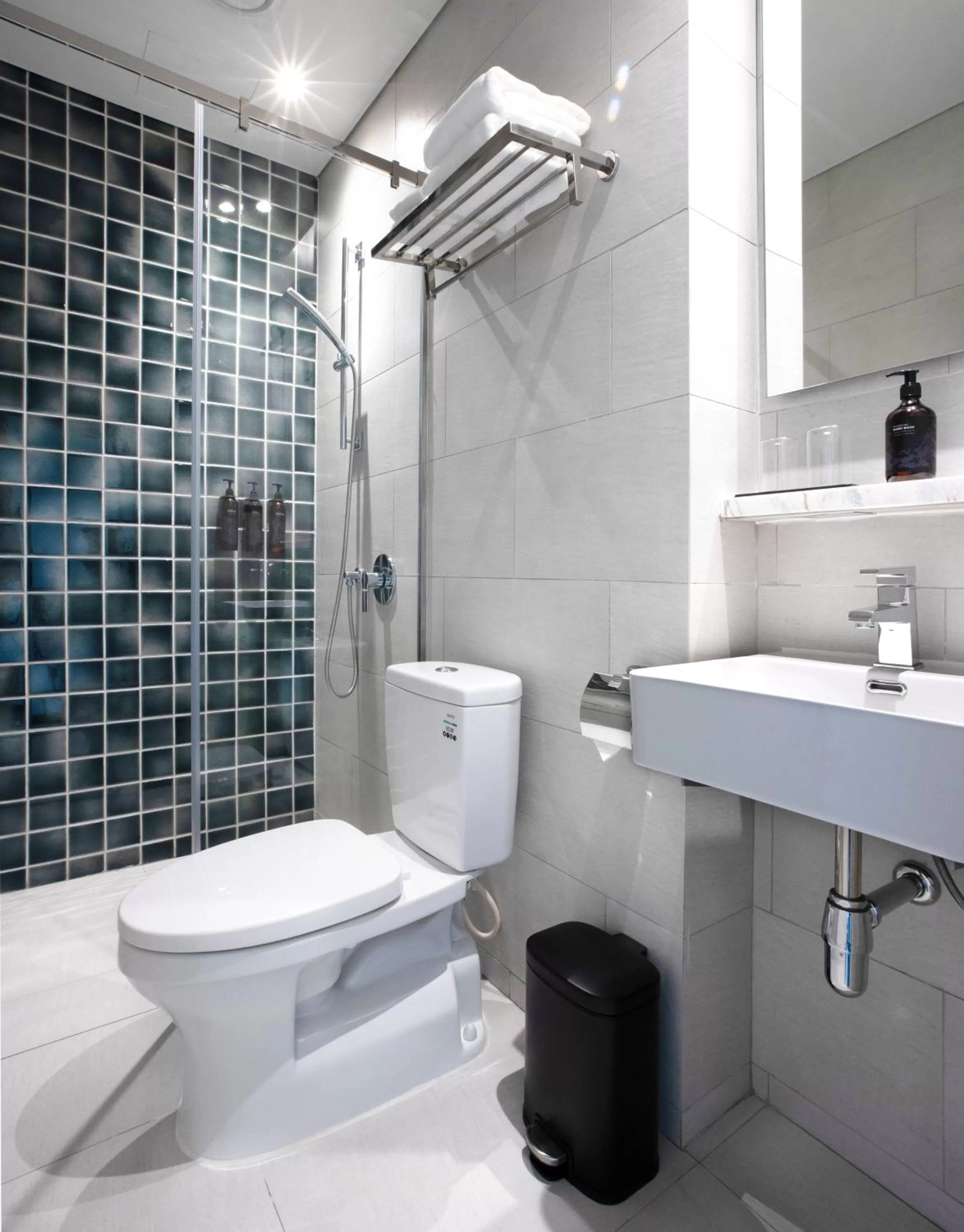 Shower in Beanstalk Bangkok