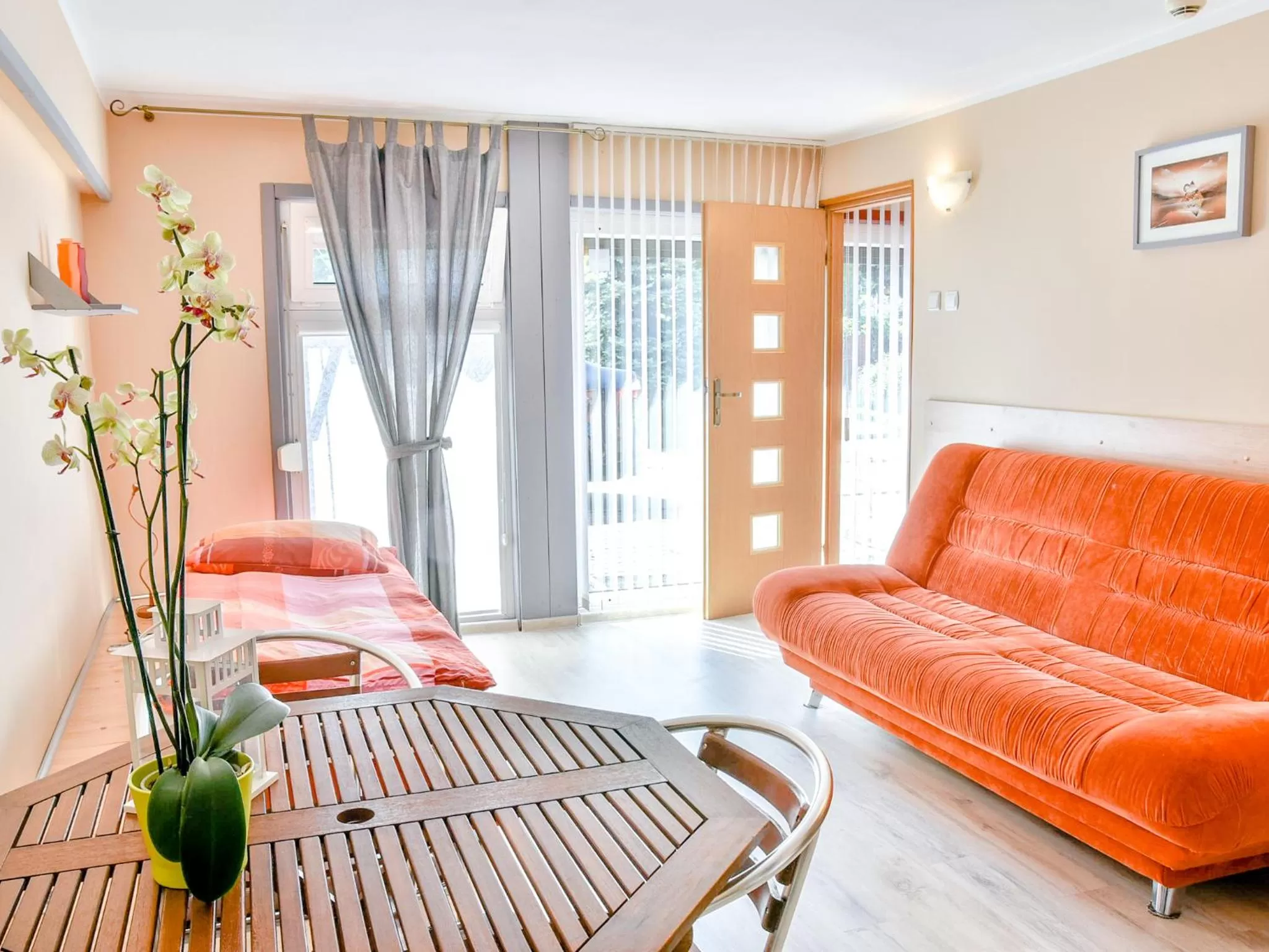 Two-Bedroom Apartment with Spa Bath in Gościniec Pod Markizami