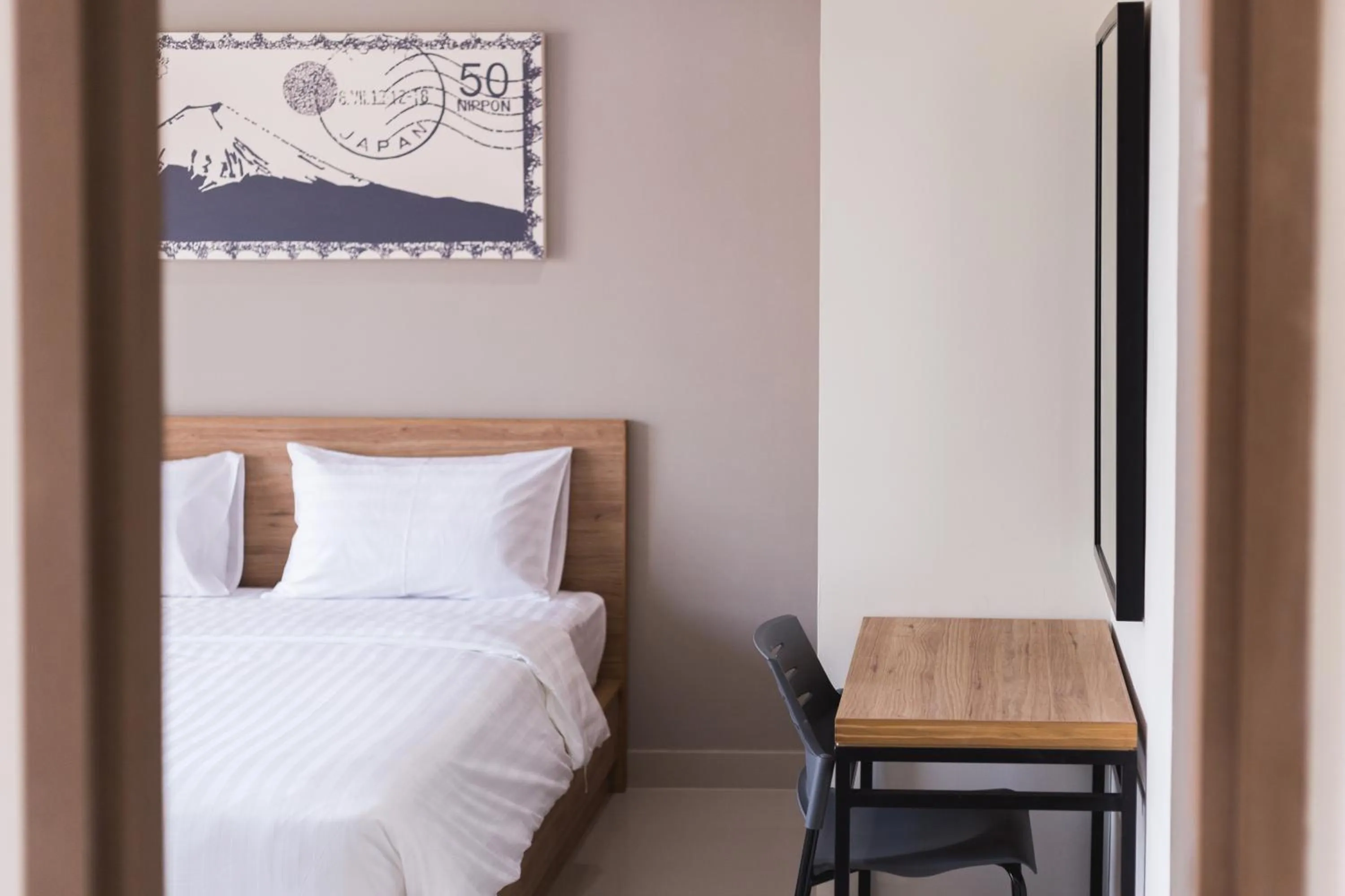 Bedroom, Bed in The Journey Hotel Laksi