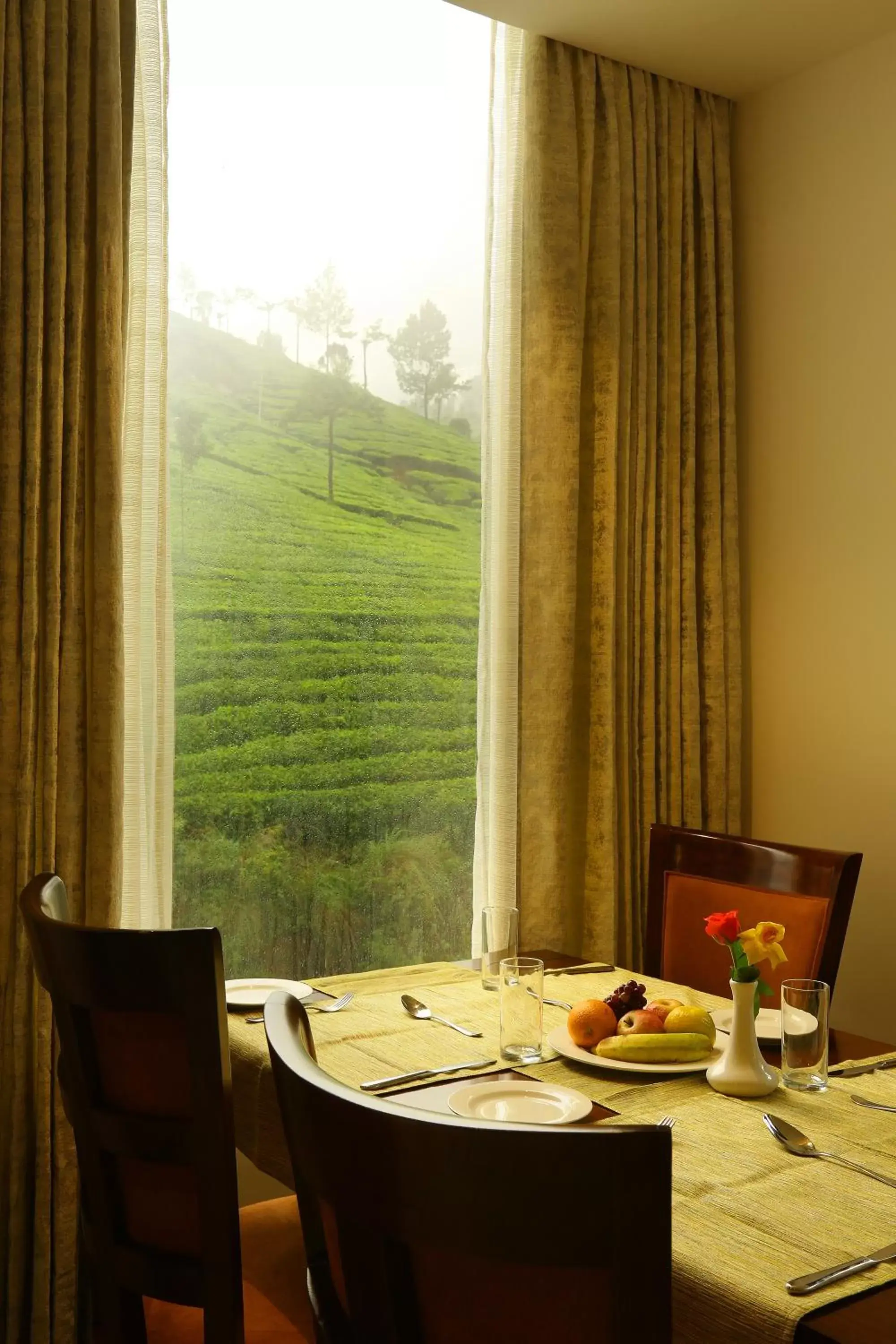 Dining area, Restaurant/Places to Eat in Blanket Hotel & Spa