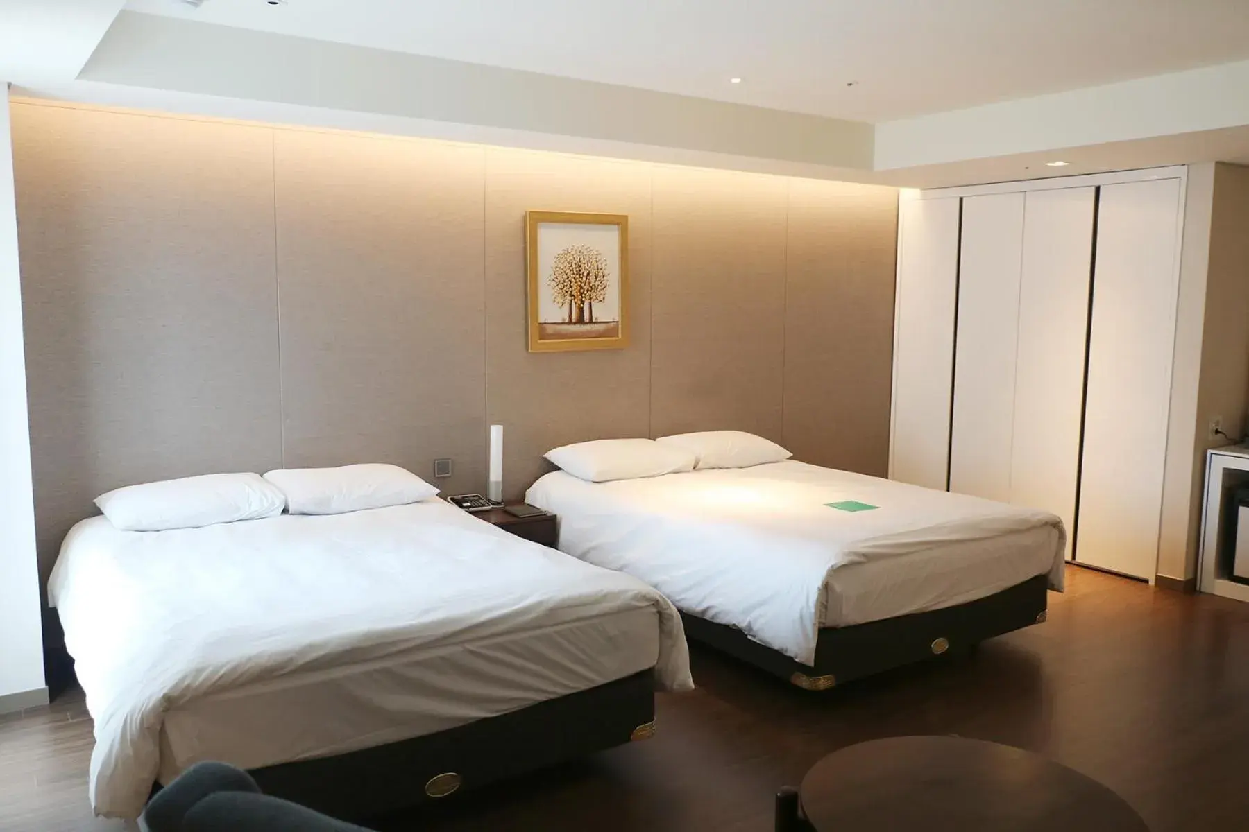 Bed in Hotel Thomas Myeongdong