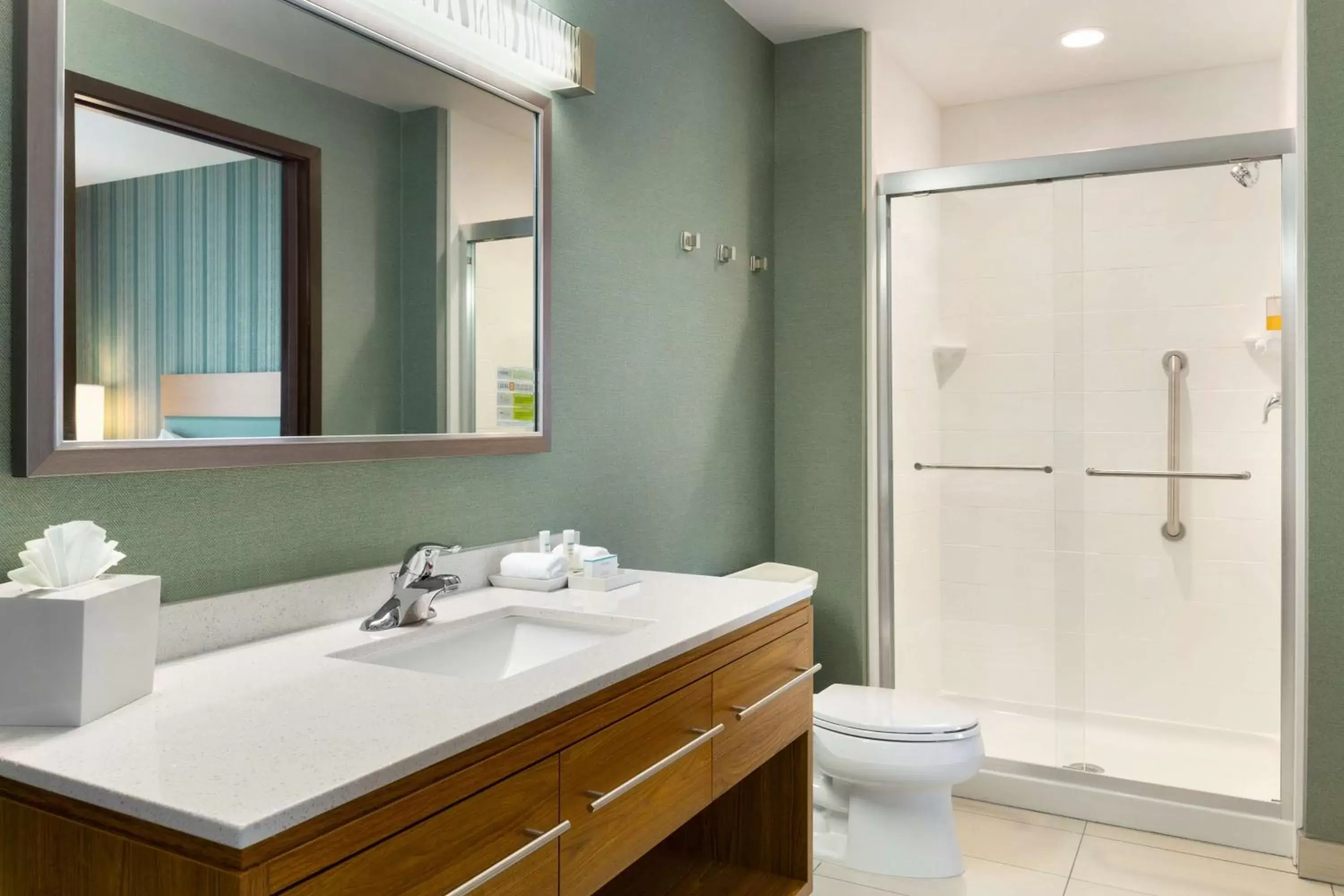 Bathroom in Home2 Suites by Hilton Downingtown Exton Route 30