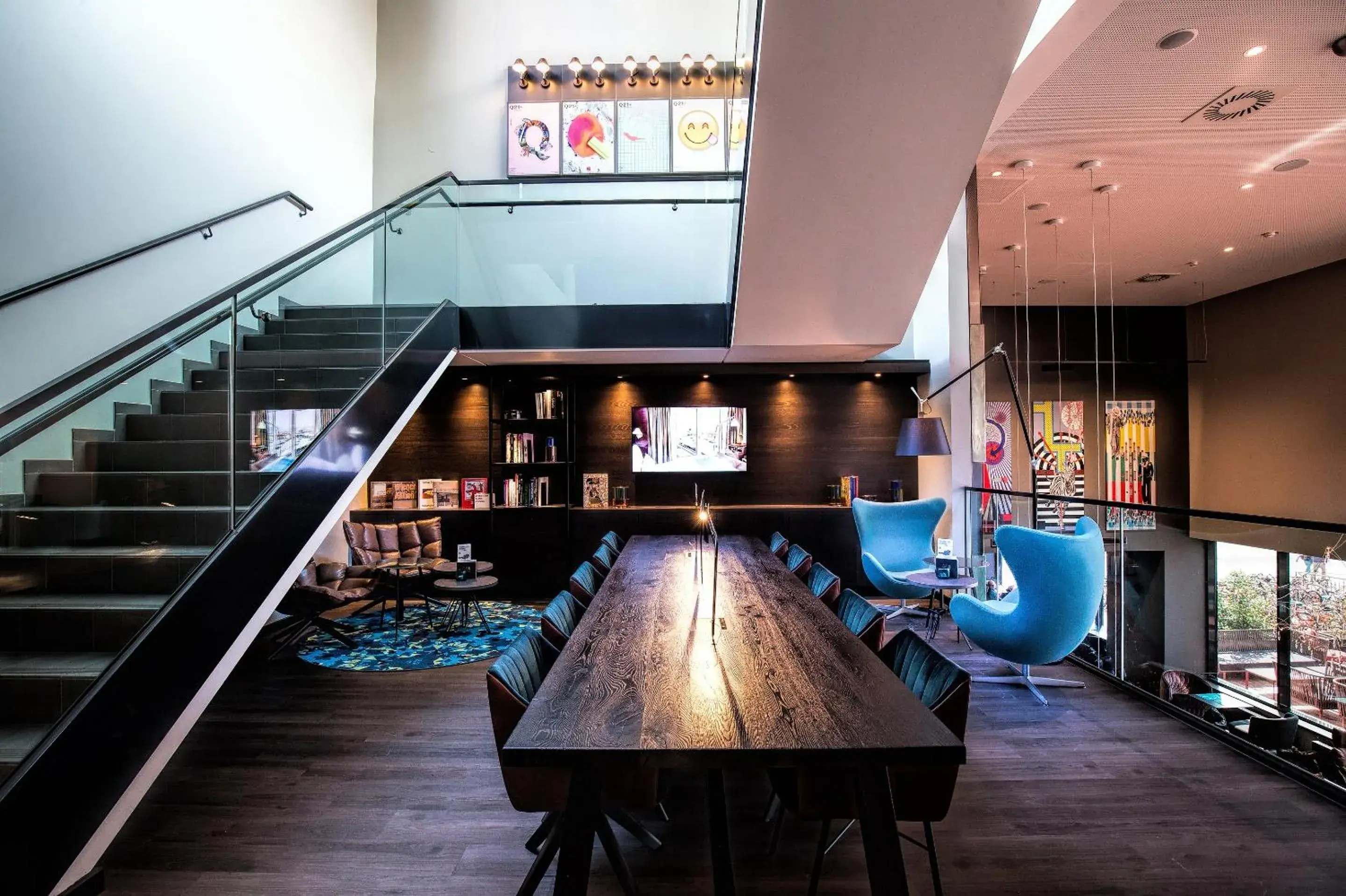 Lounge or bar in Motel One Wien Westbahnhof