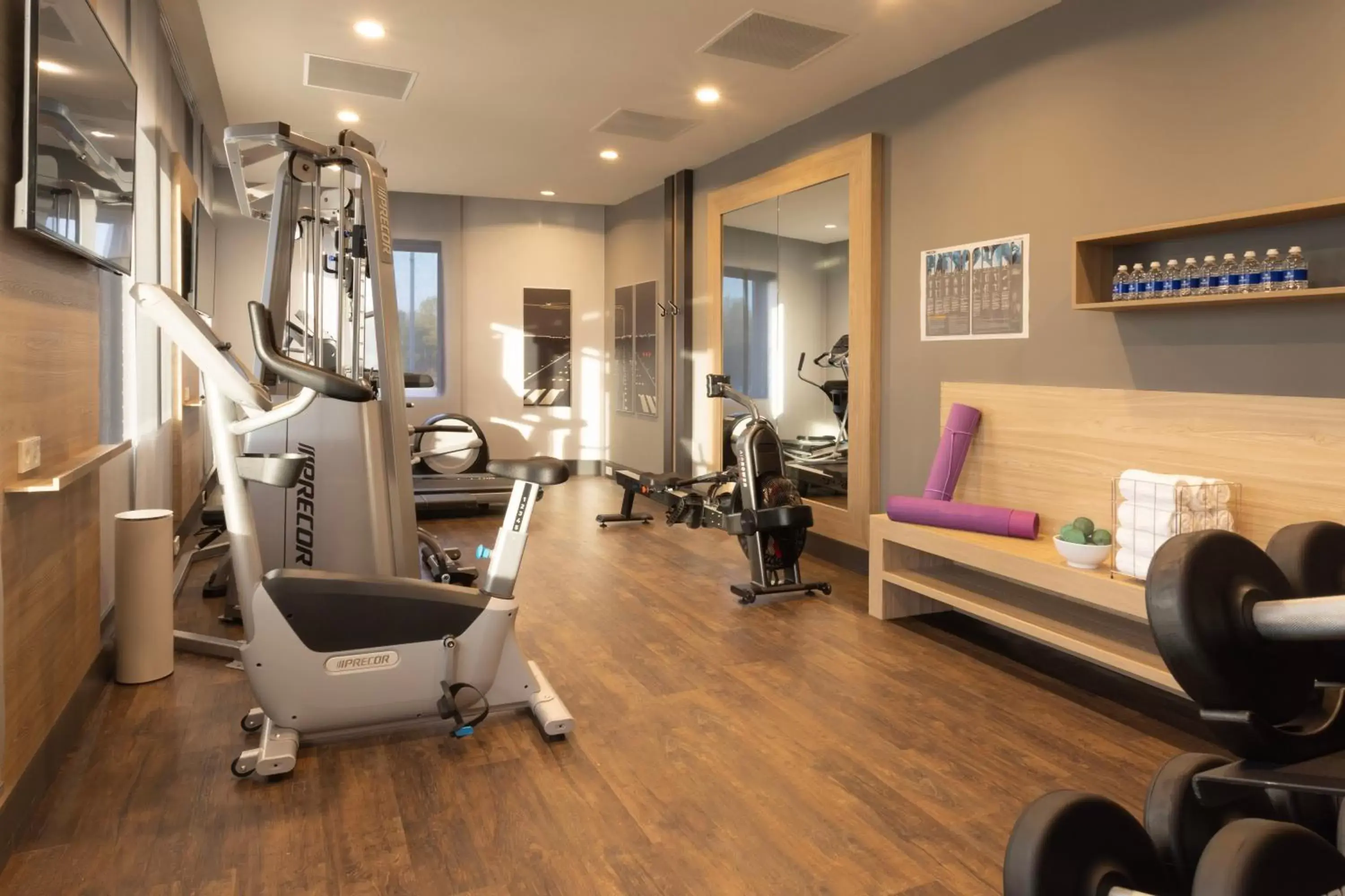 Fitness centre/facilities in Holiday Inn - Eindhoven Airport by IHG Fitness centre/facilities in Holiday Inn - Eindhoven Airport by IHG