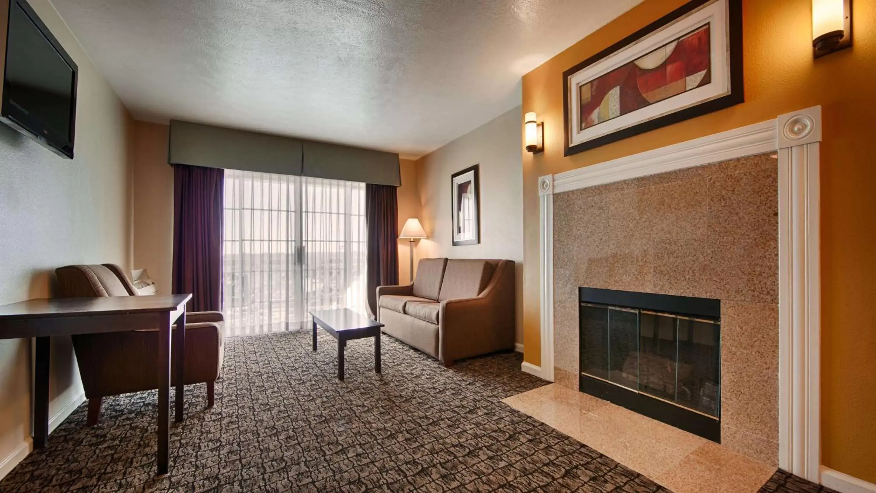 Photo of the whole room, TV/Entertainment Center in Best Western El Centro Inn