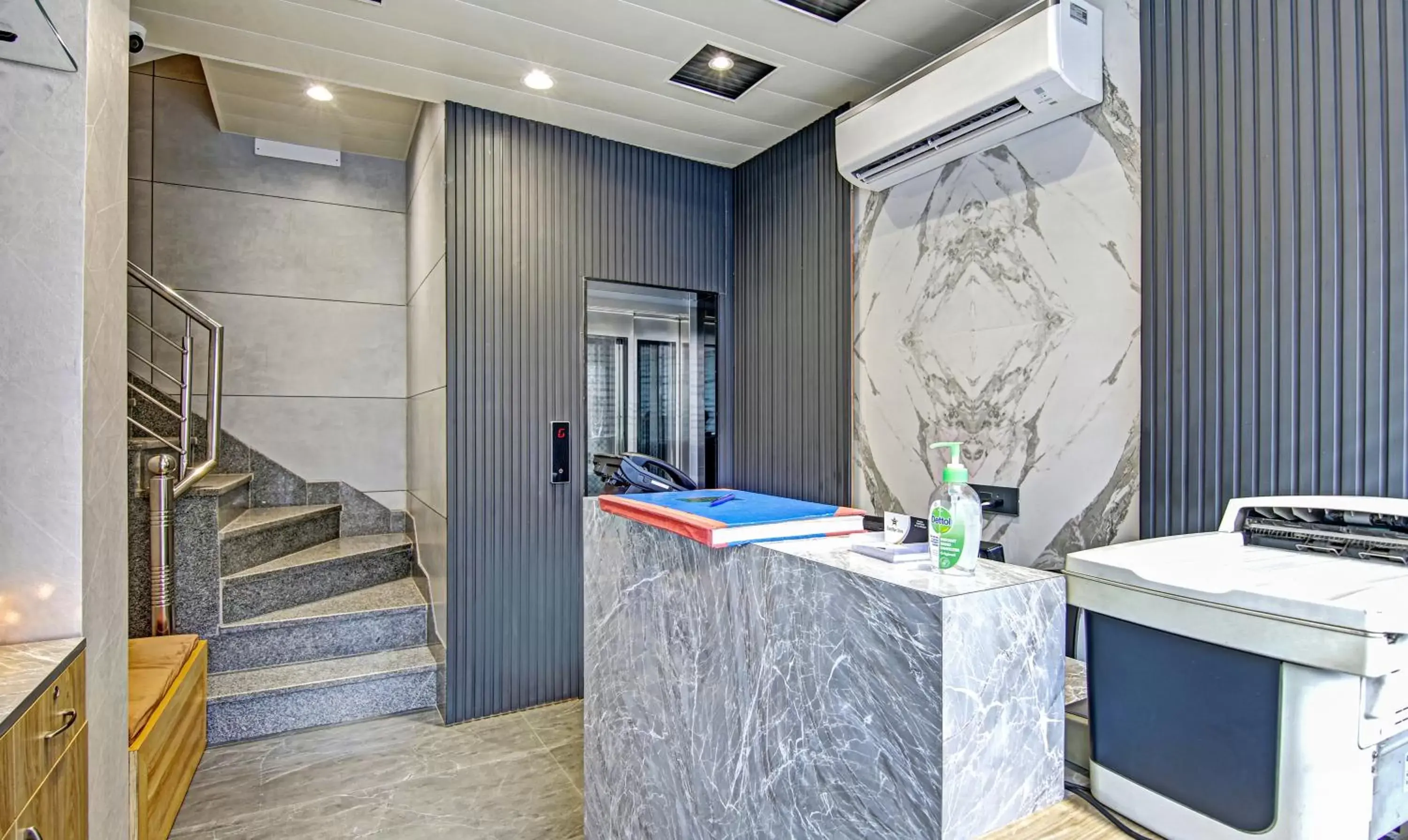 Lobby or reception in Treebo Stellar Inn Lobby or reception in Treebo Stellar Inn