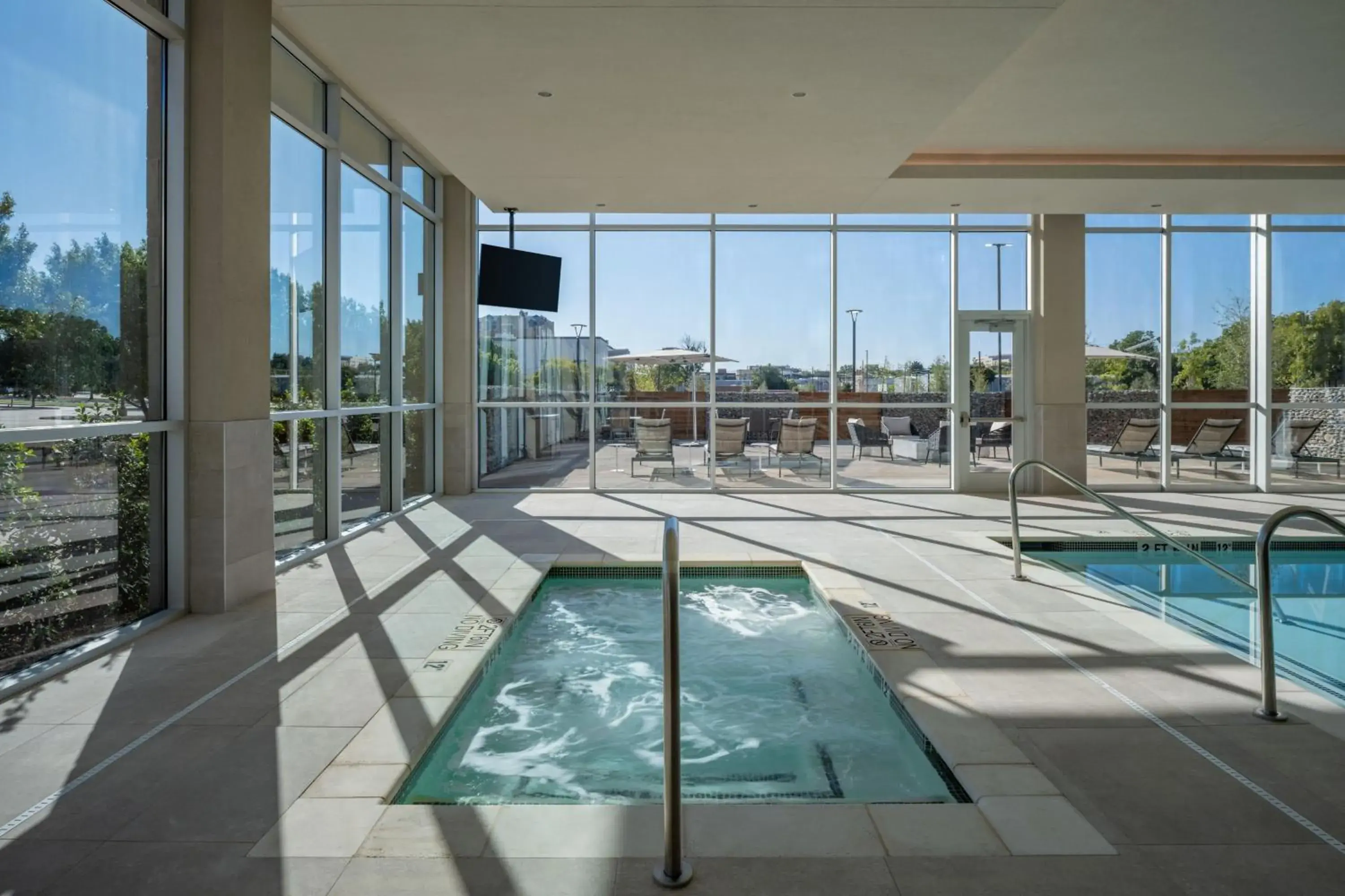 Fitness centre/facilities, Swimming Pool in Delta Hotels by Marriott Wichita Falls Convention Center