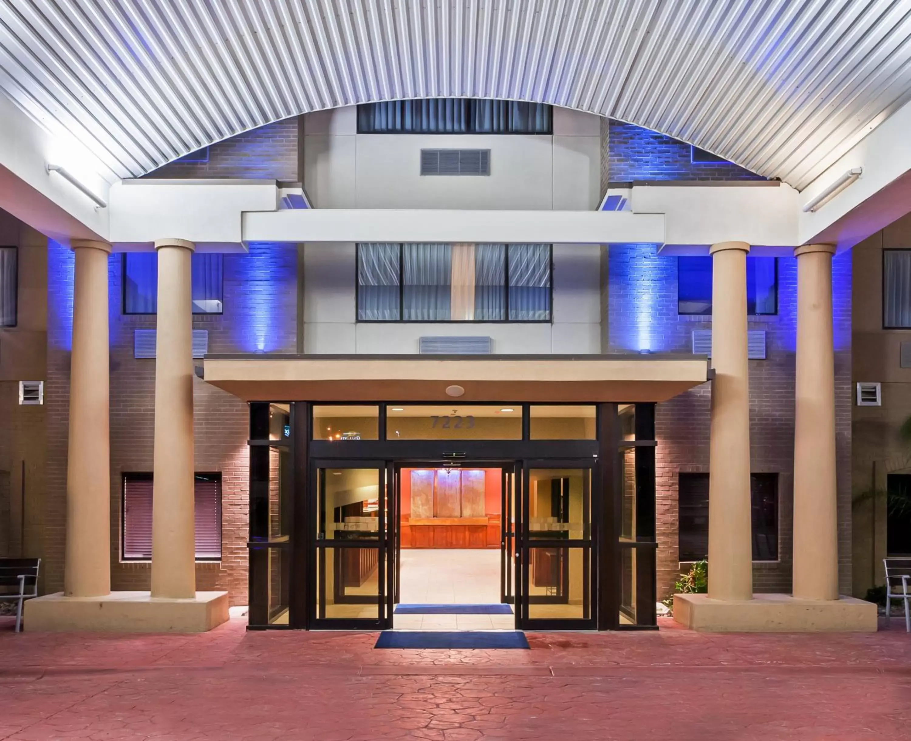 Property building in Holiday Inn Express & Suites - Laredo-Event Center Area, an IHG Hotel
