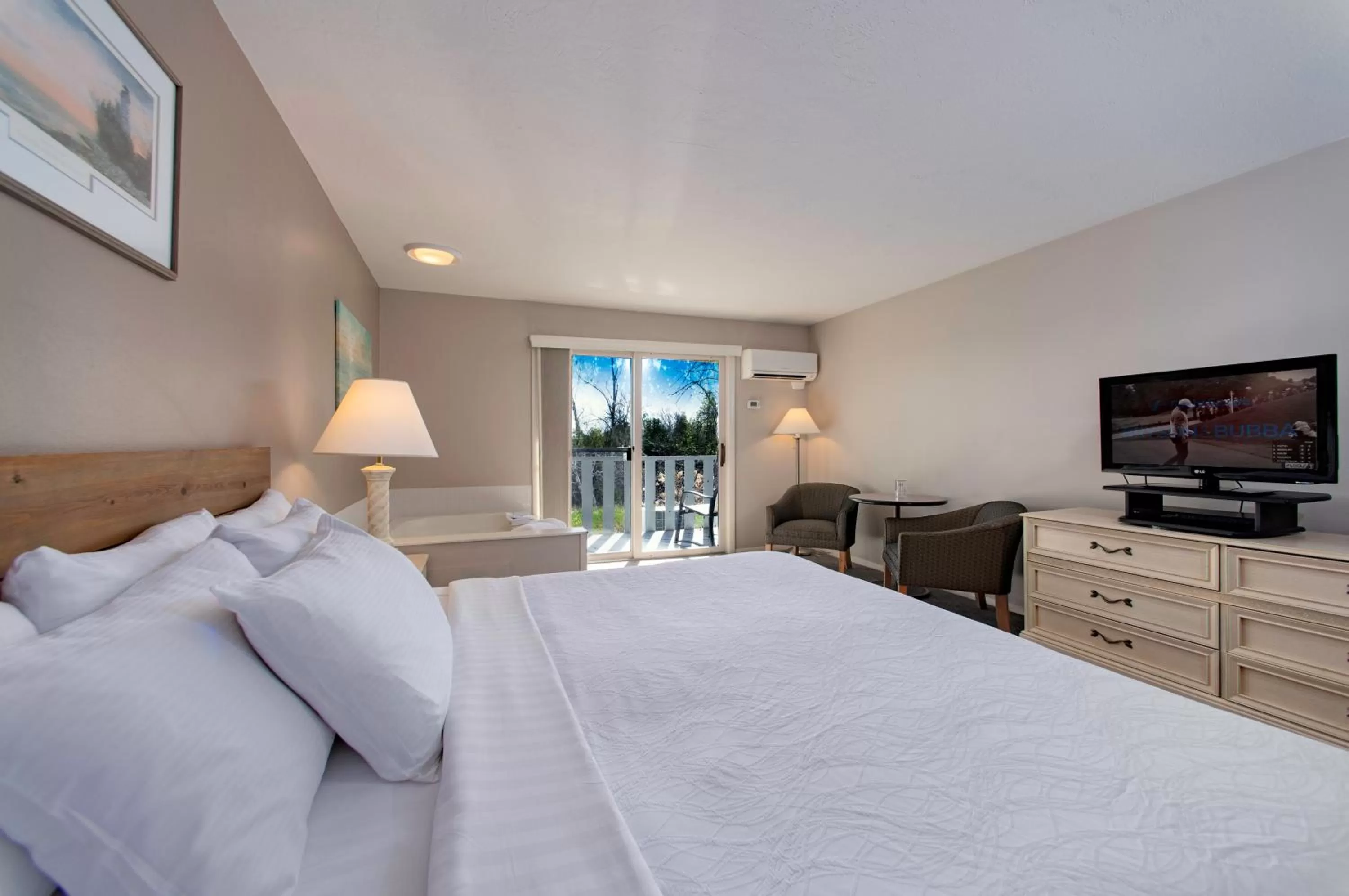 King Room with Spa Bath in Country House Resort