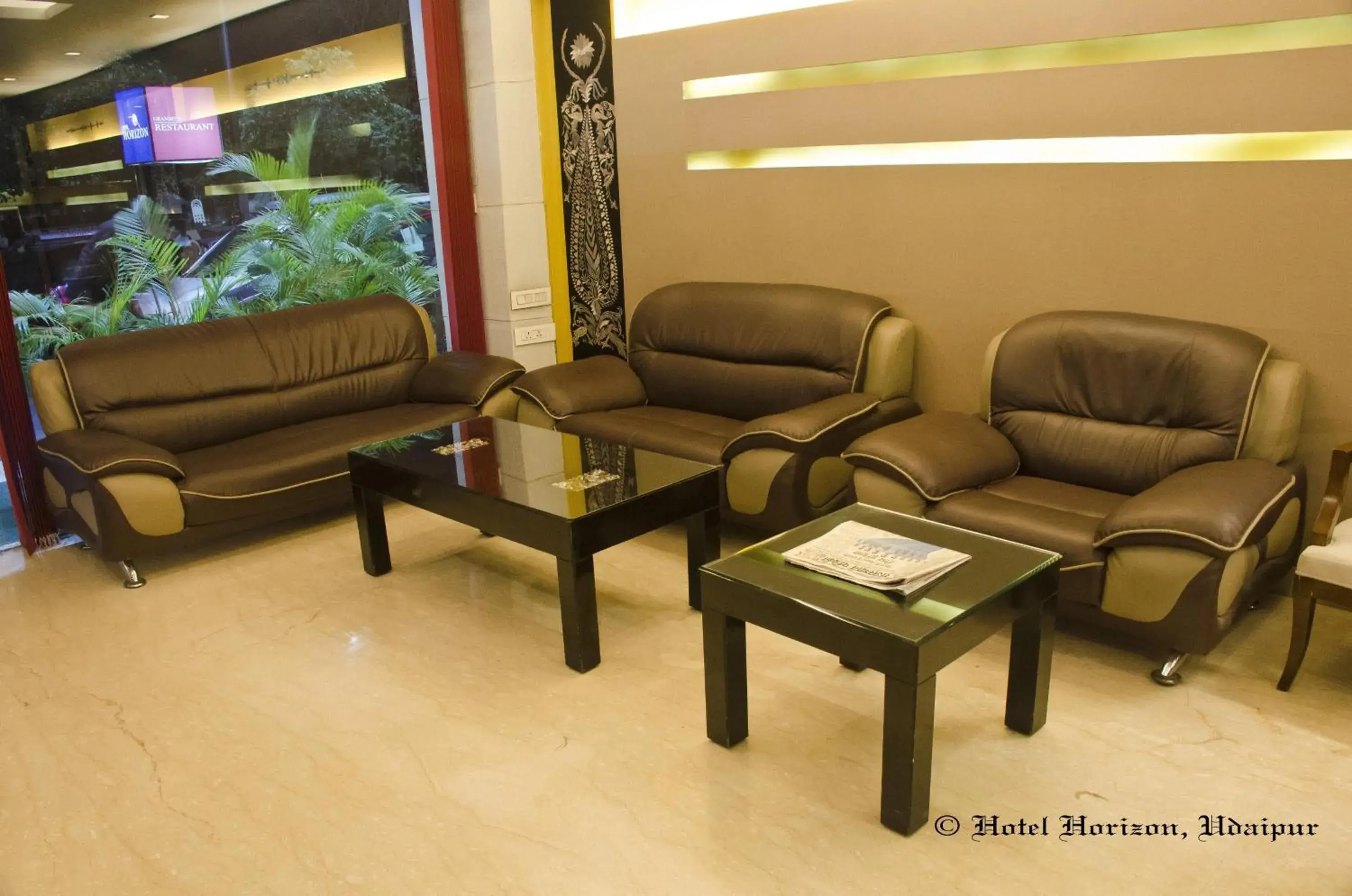 Lobby or reception, Seating Area in Hotel Horizon