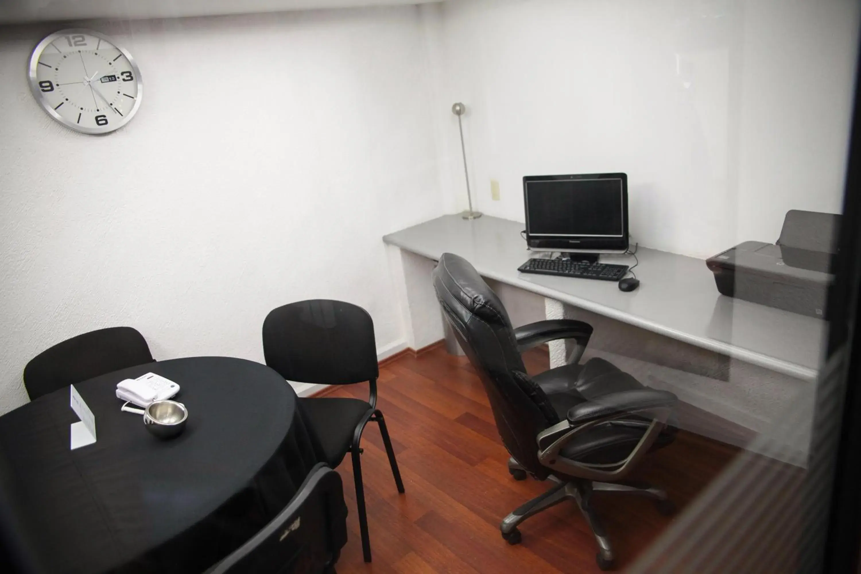 Business facilities in Best Western Real Tula Express