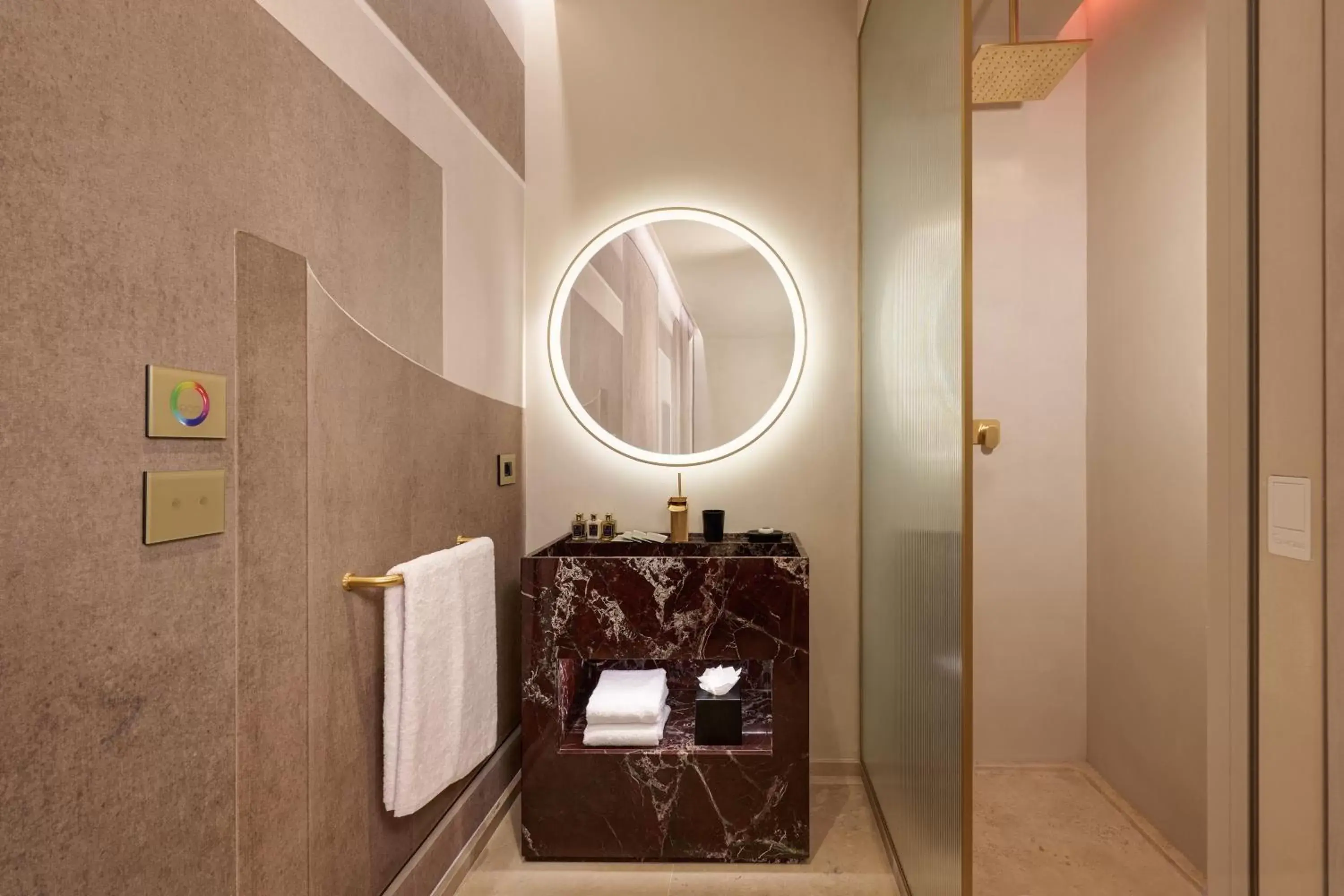 Bathroom in Borghese Contemporary Hotel