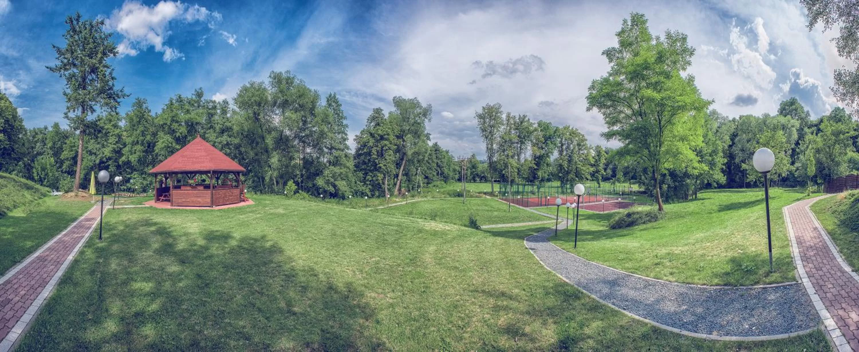 BBQ facilities in Hotel Niemcza Wino & Spa