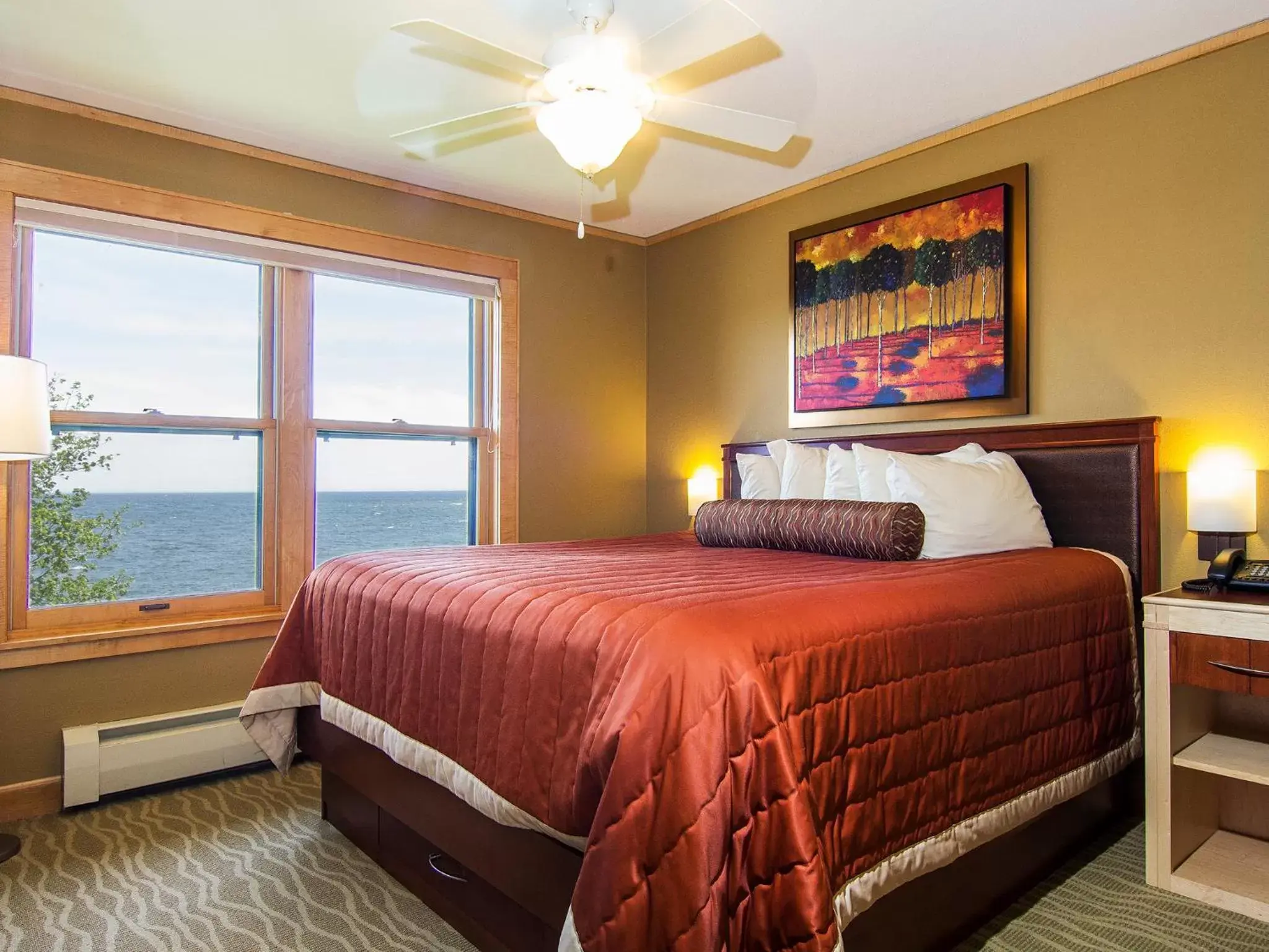Bedroom, Room Photo in East Bay Suites