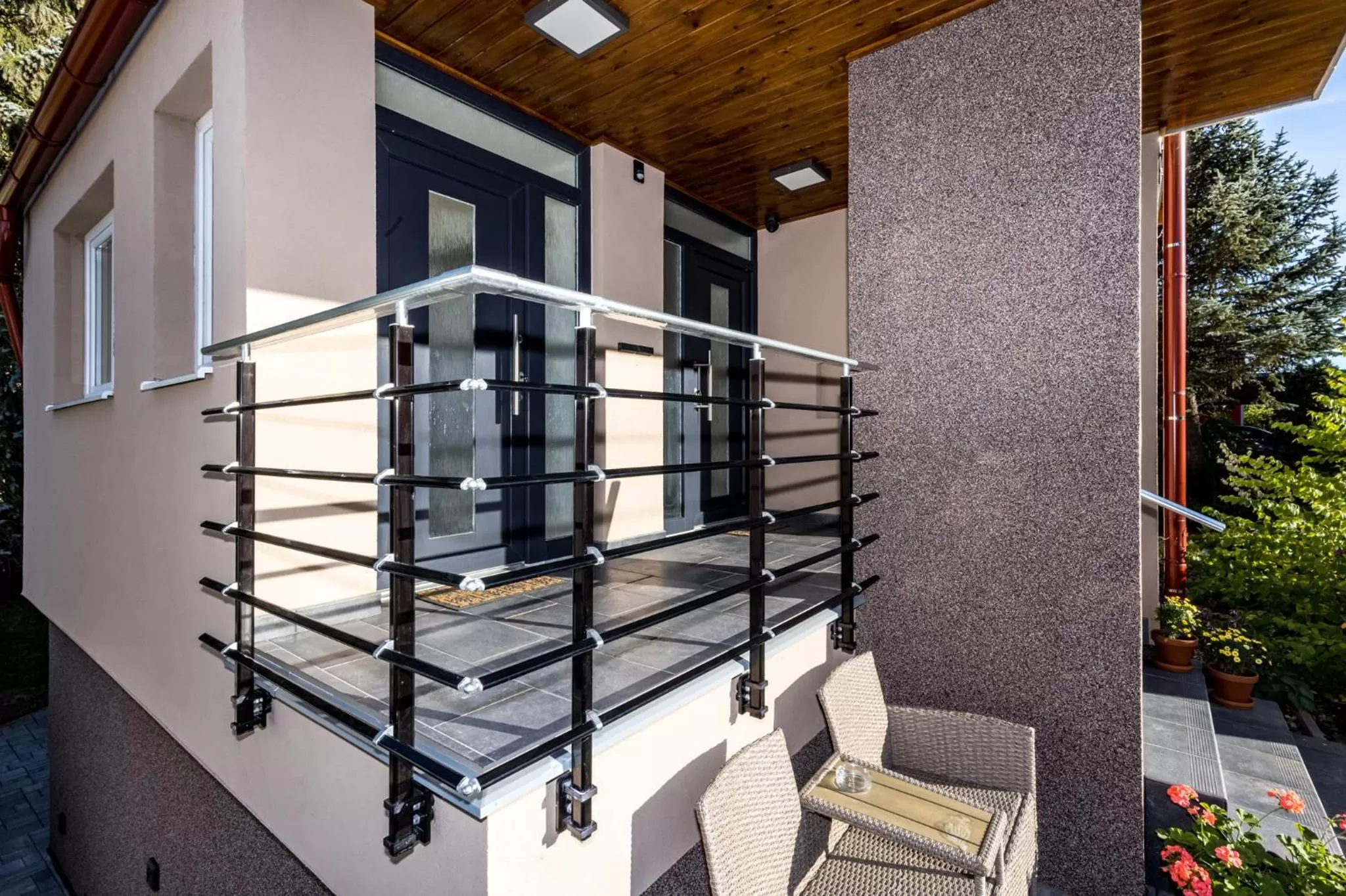 Facade/entrance in bergRESORT apartments