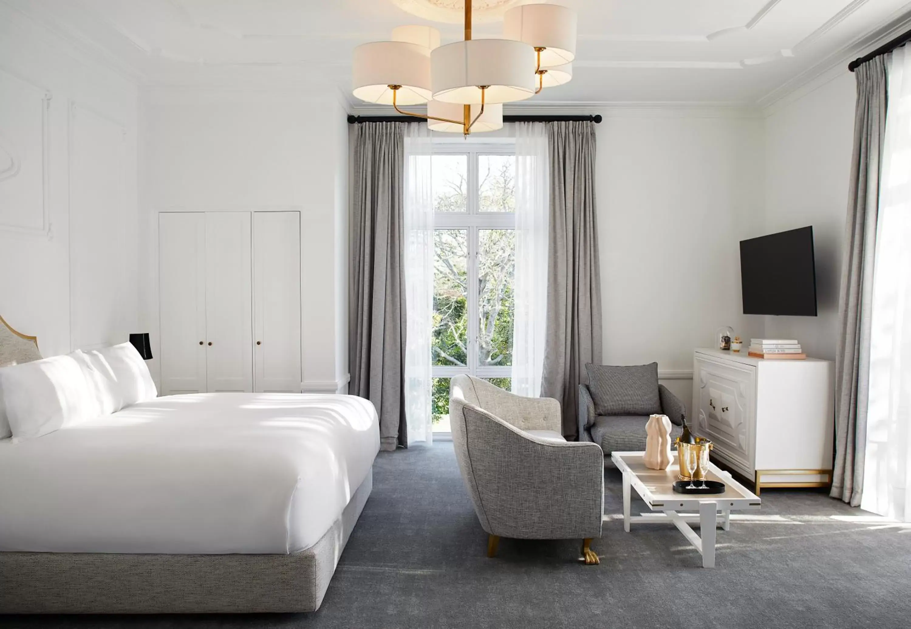 Bedroom, TV/Entertainment Center in The Alphen Boutique Hotel & Spa