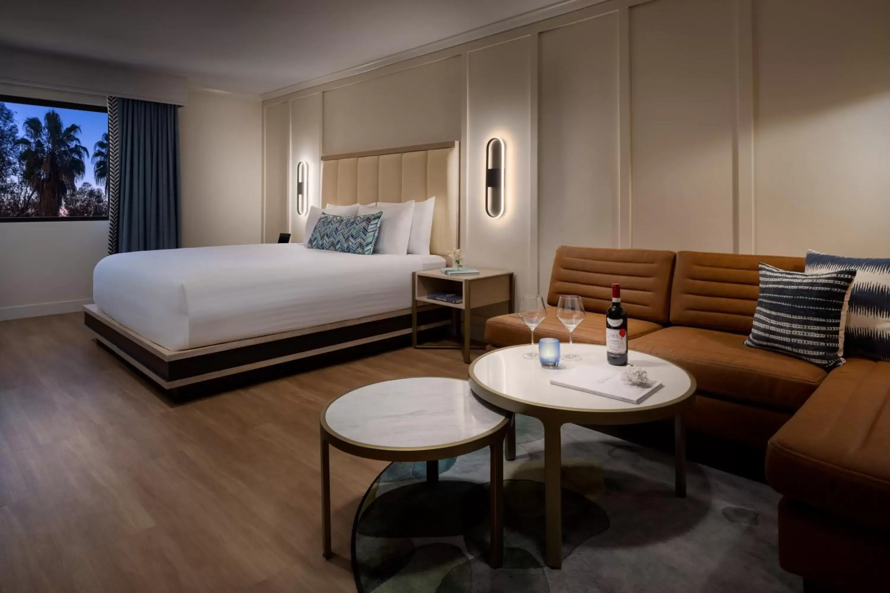 Bedroom in The Anza-a Calabasas Hotel