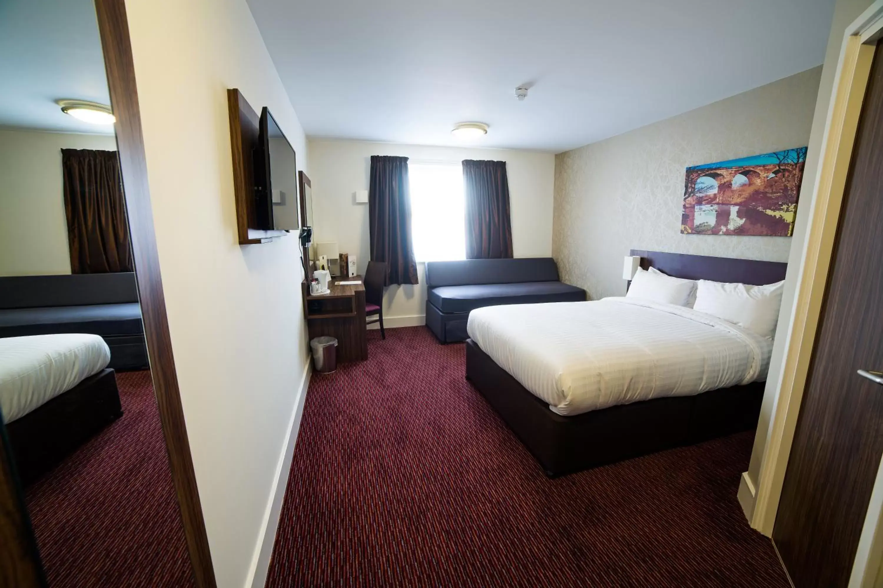 Bedroom, Bed in Red Squirrel, Stevenston by Marston's Inns Bedroom, Bed in Red Squirrel, Stevenston by Marston's Inns