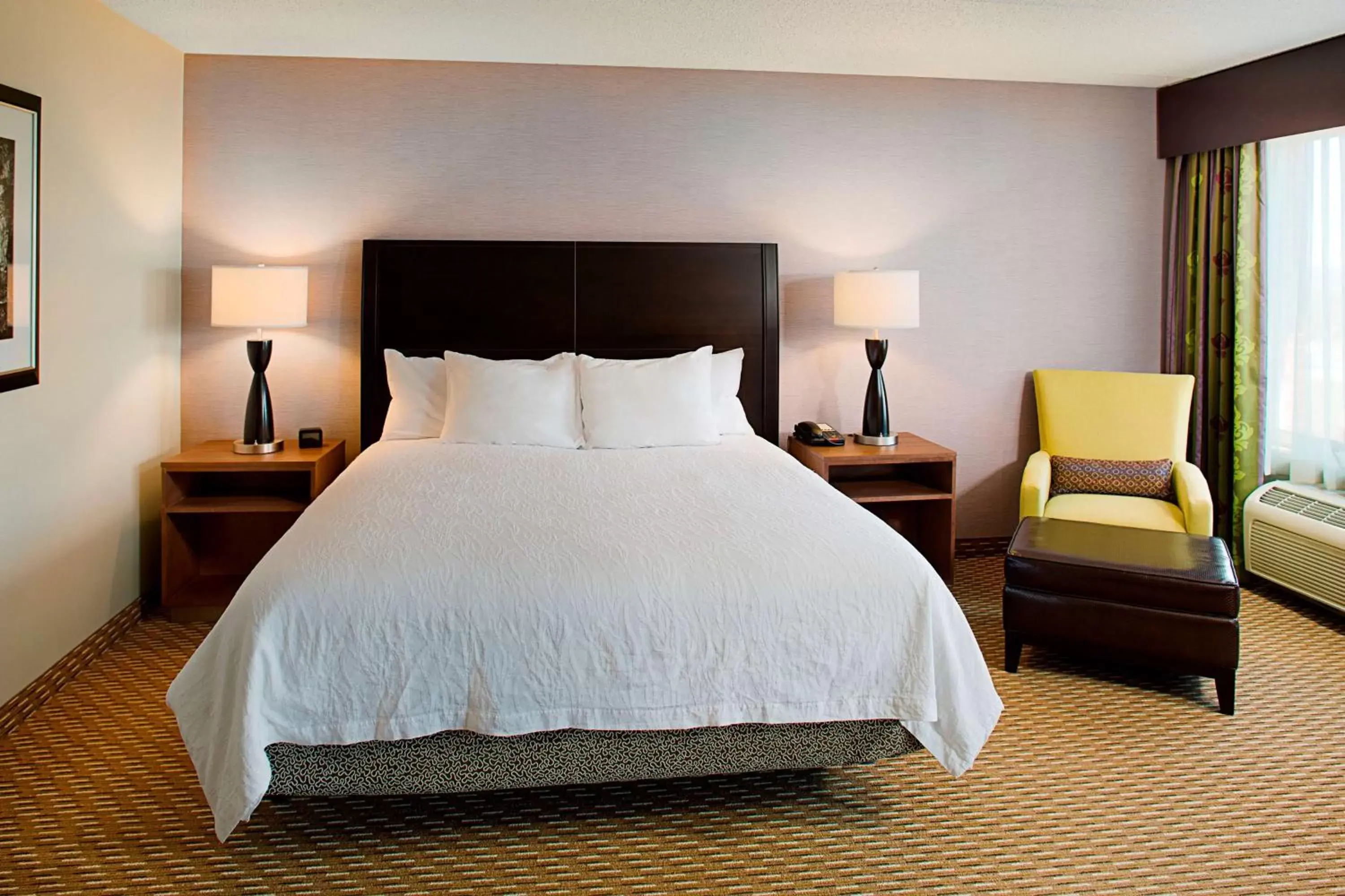 King Room with Balcony - Mobility Accessible in Hilton Garden Inn Hartford North-Bradley International Airport King Room with Balcony - Mobility Accessible in Hilton Garden Inn Hartford North-Bradley International Airport
