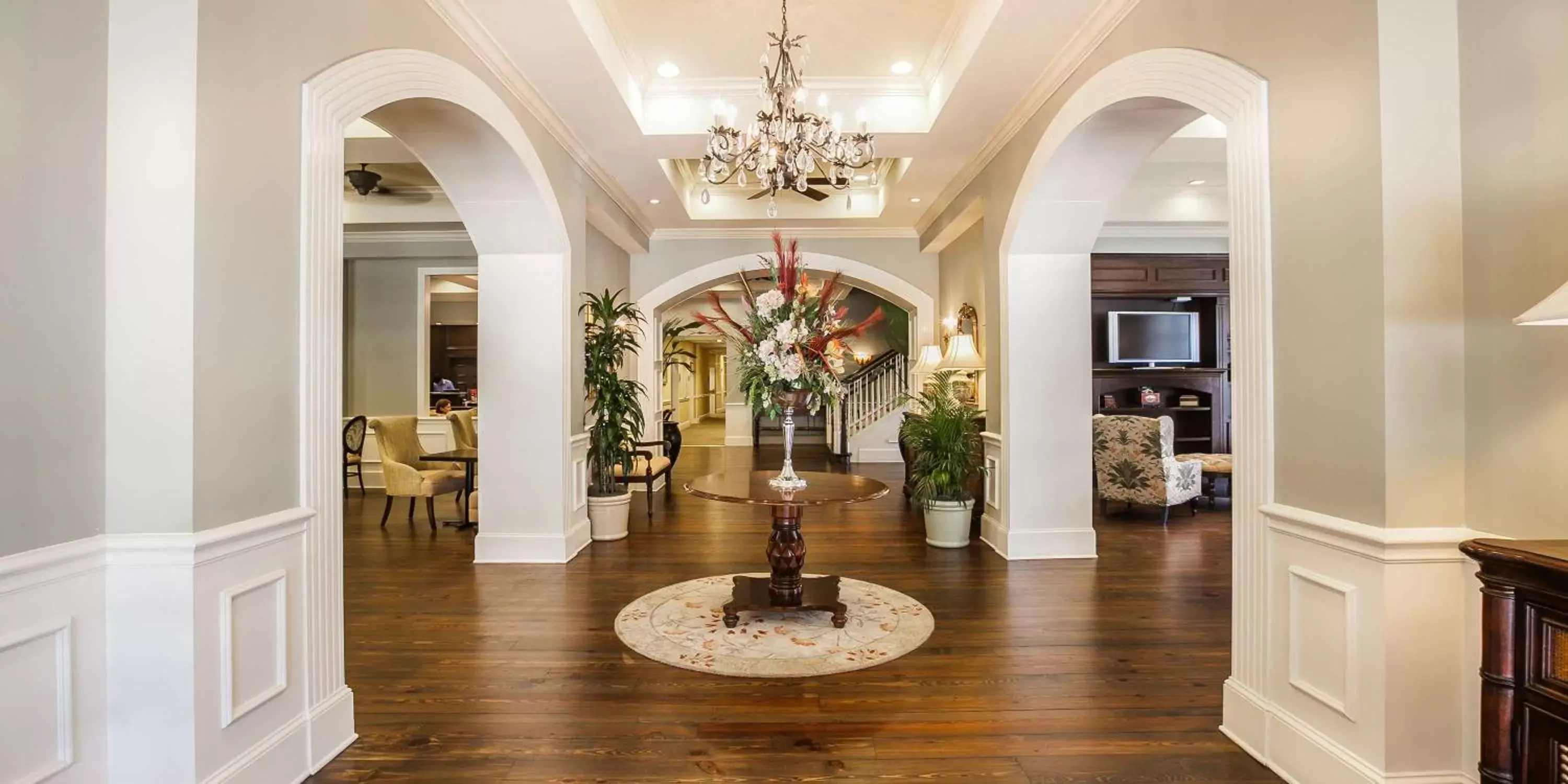 Property building, Lobby/Reception in Hampton Inn & Suites Savannah Historic District