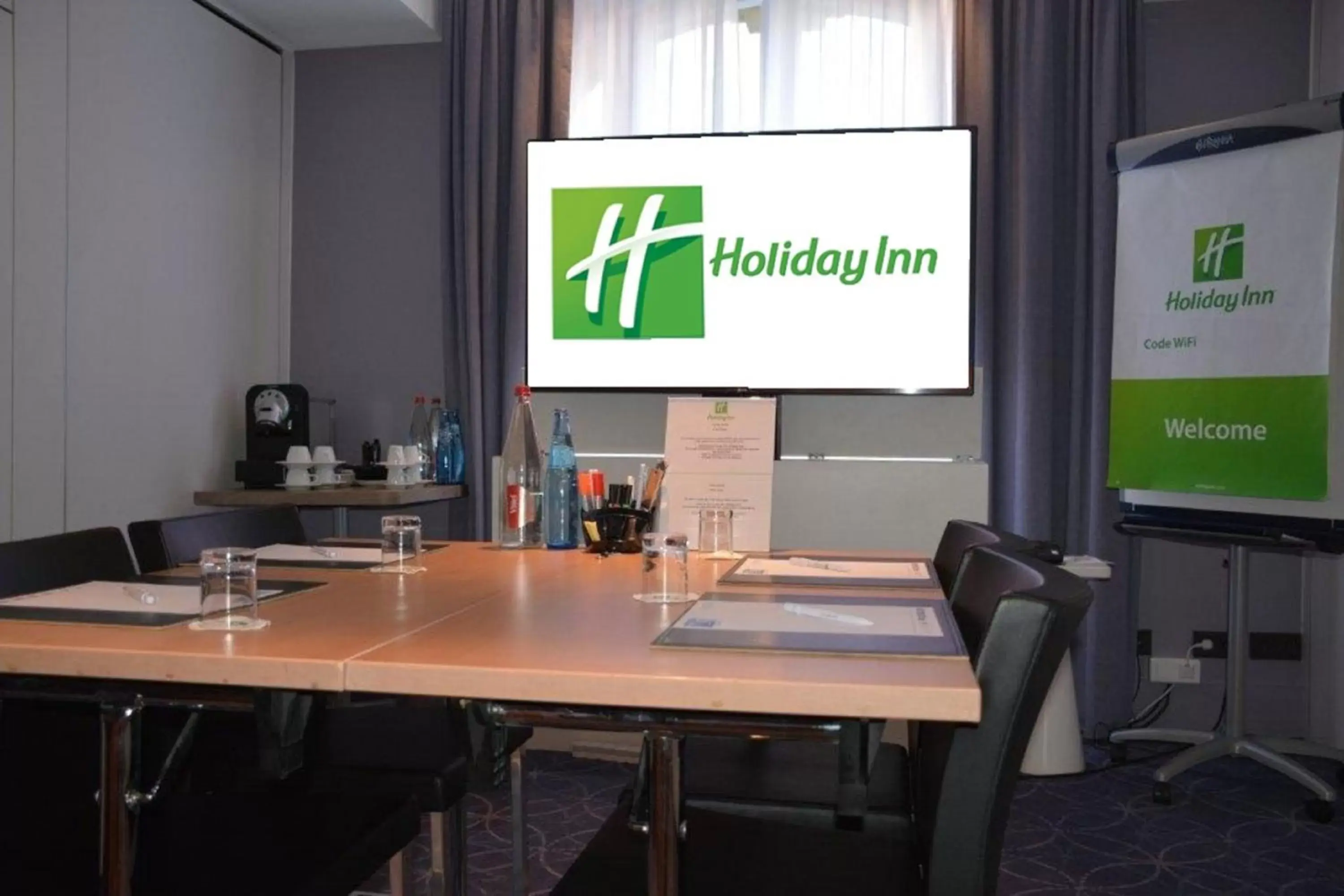 Meeting/conference room in Holiday Inn Paris Gare de l'Est, an IHG Hotel