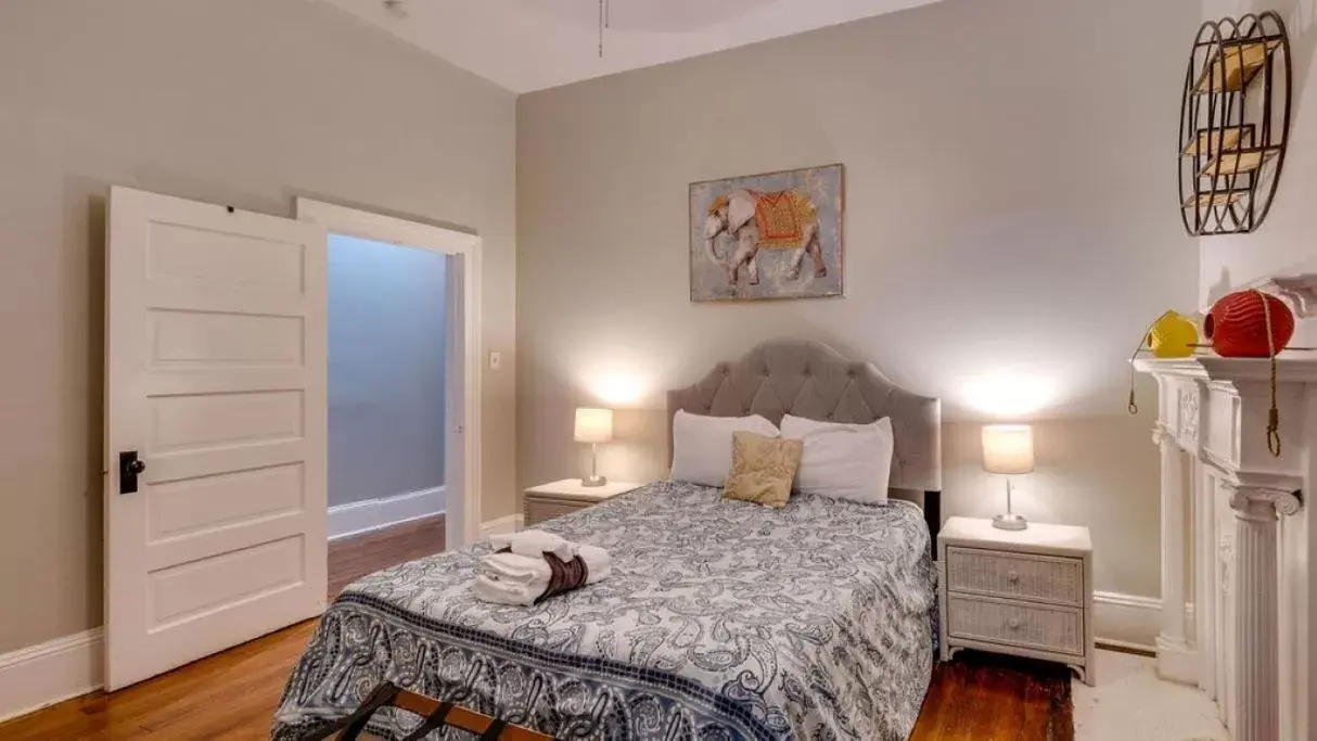 Bedroom, Bed in Comfortable Escape in Historic Downtown Savannah