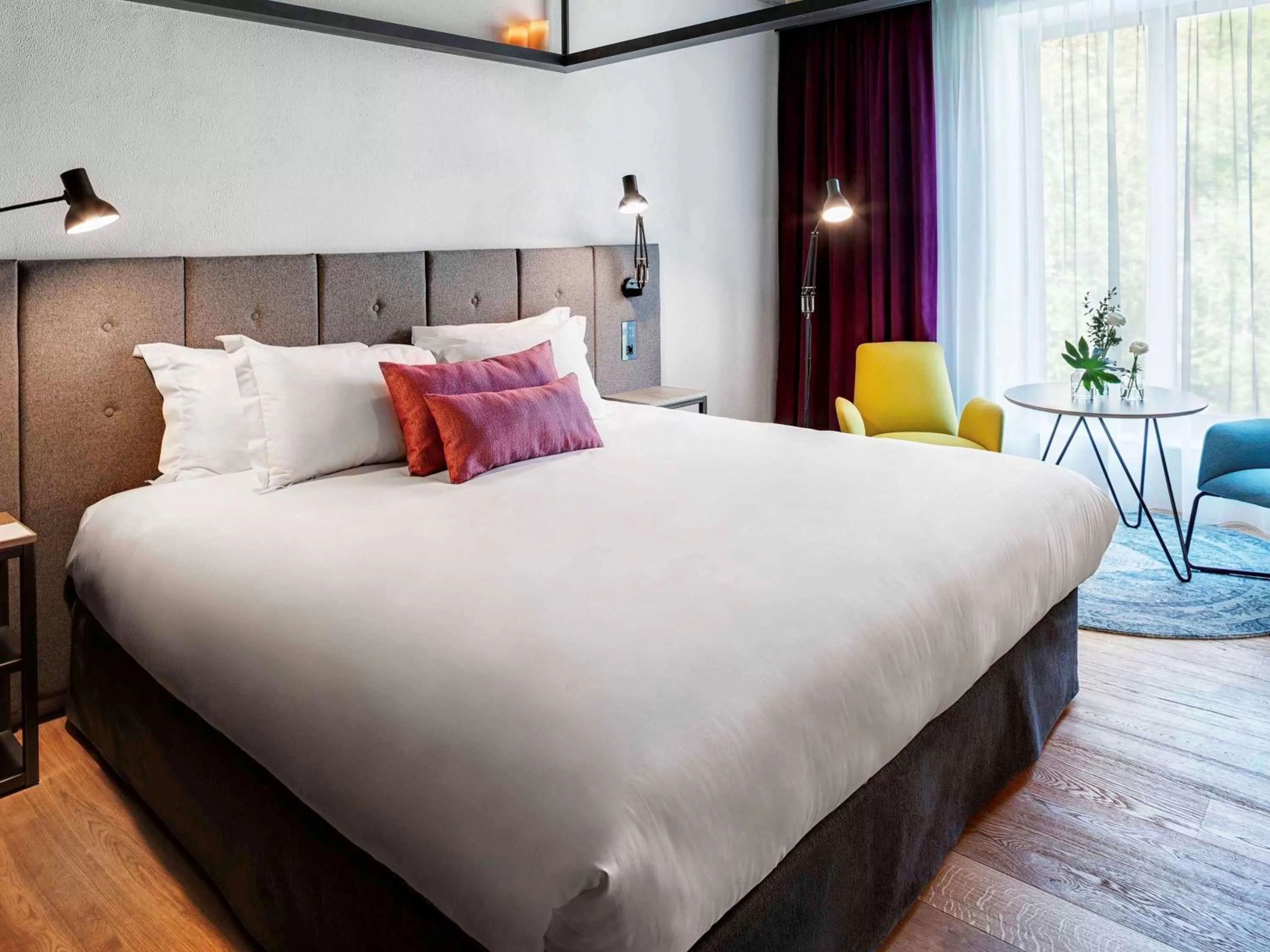 Photo of the whole room, Bed in The Bridge Wroclaw - MGallery