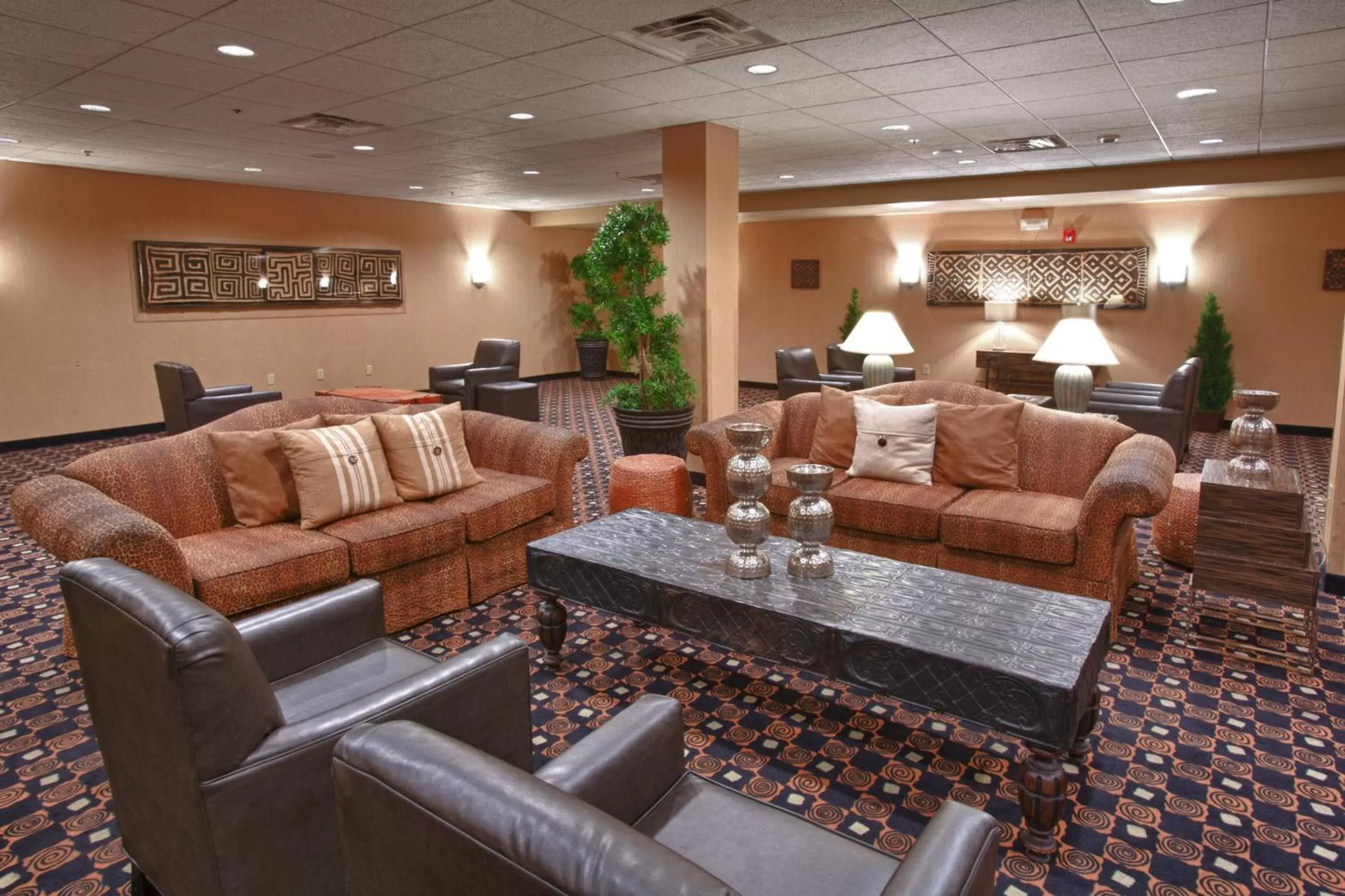 Meeting/conference room, Seating Area in Holiday Inn St. Paul Northeast - Lake Elmo, an IHG Hotel