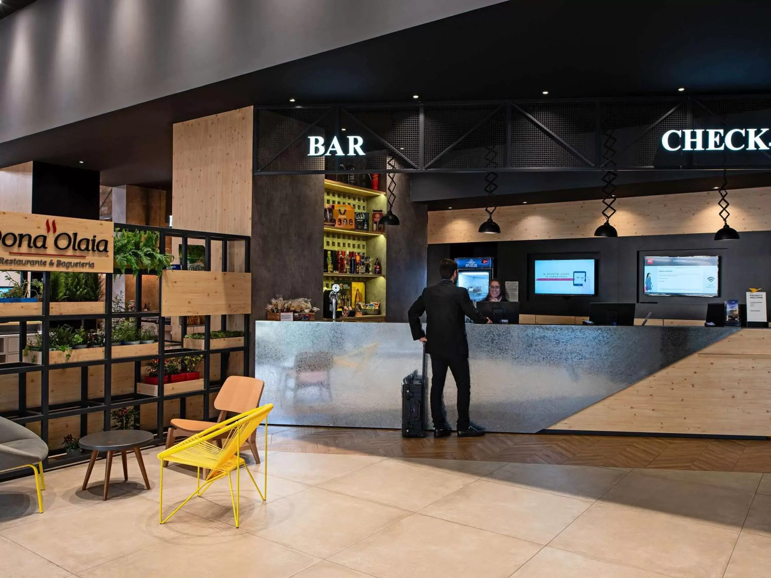 Lounge or bar in ibis Ribeirao Preto Shopping