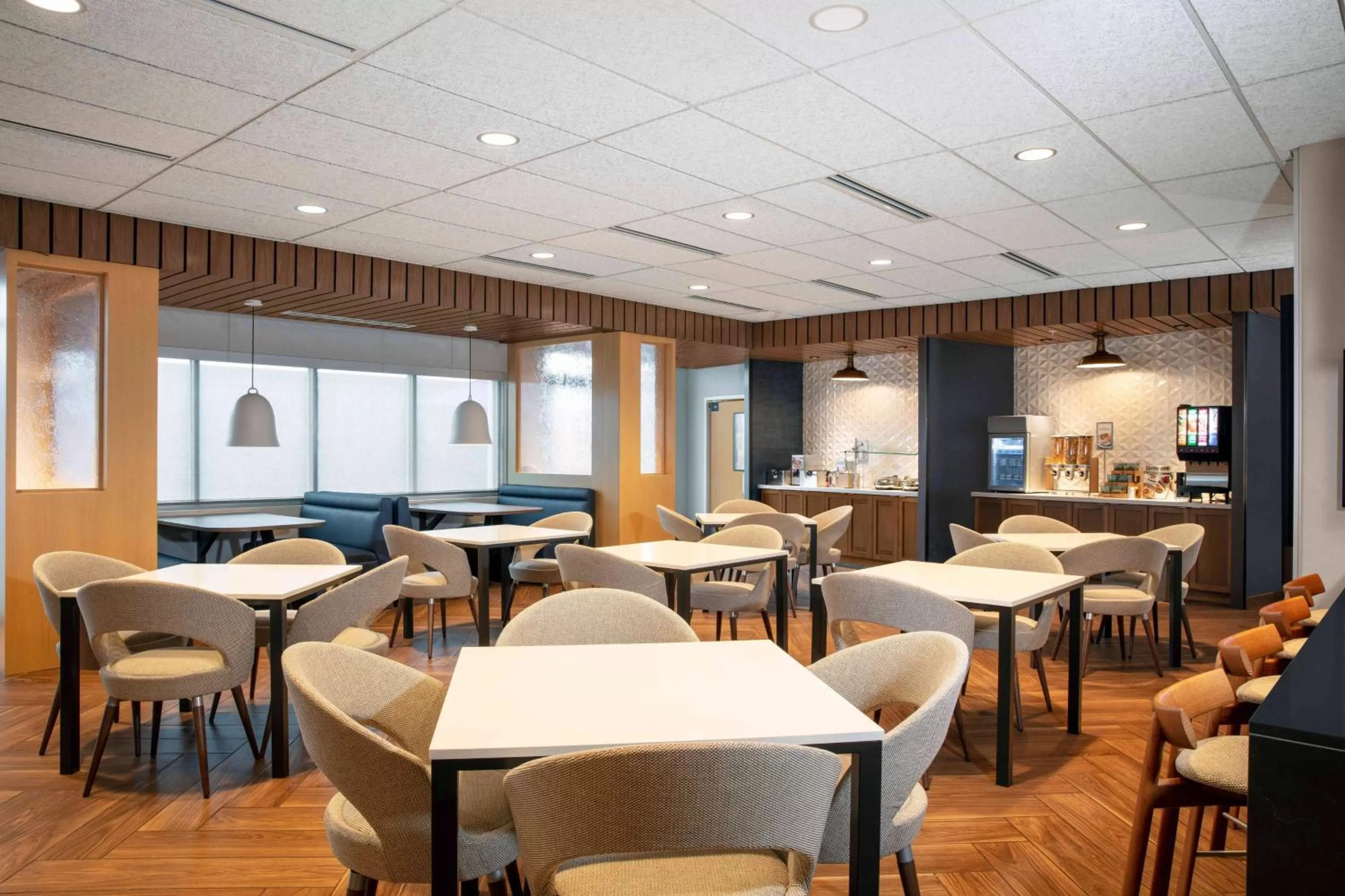 Breakfast in Fairfield by Marriott Inn & Suites Lewisburg