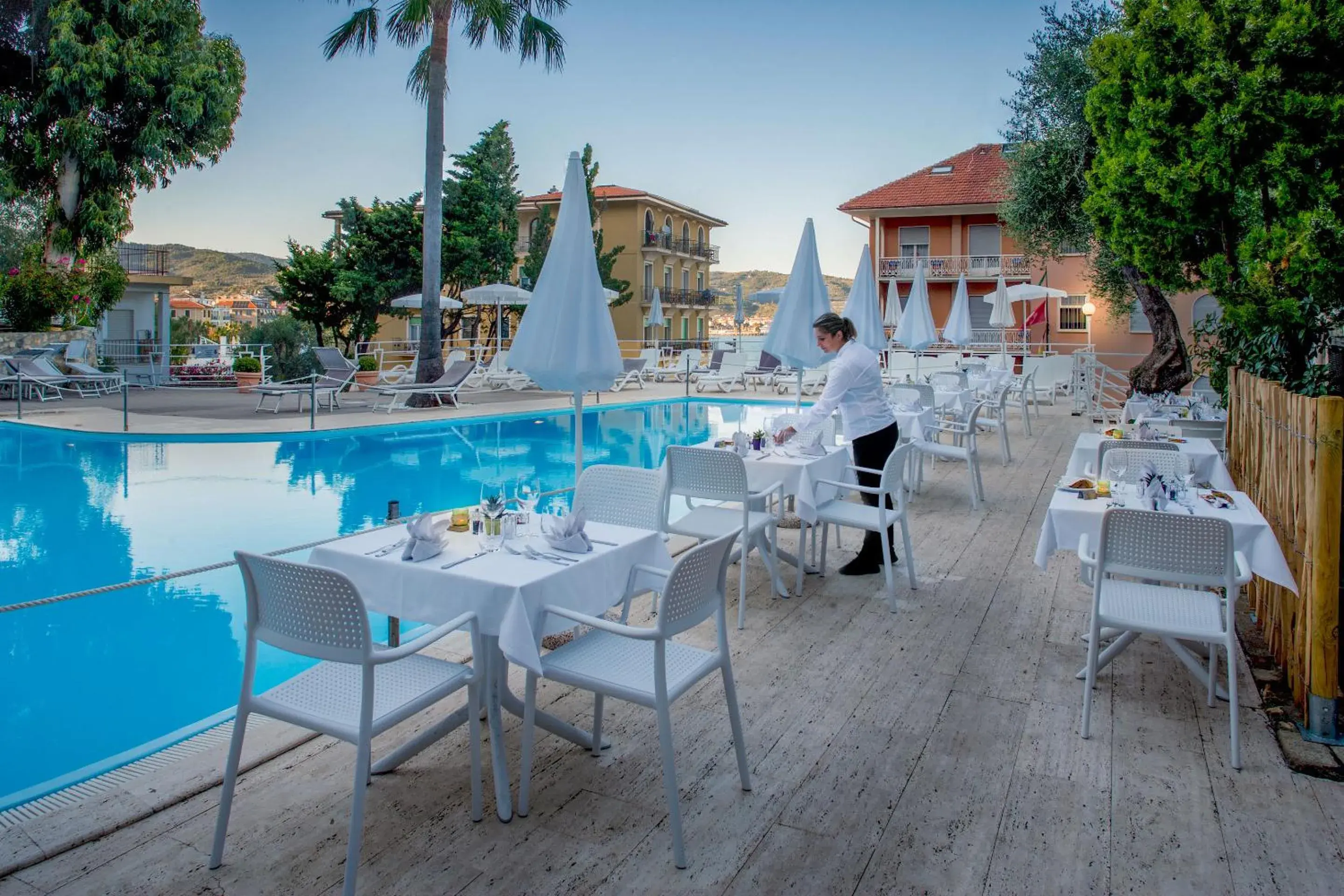 Swimming Pool in Hotel Moresco