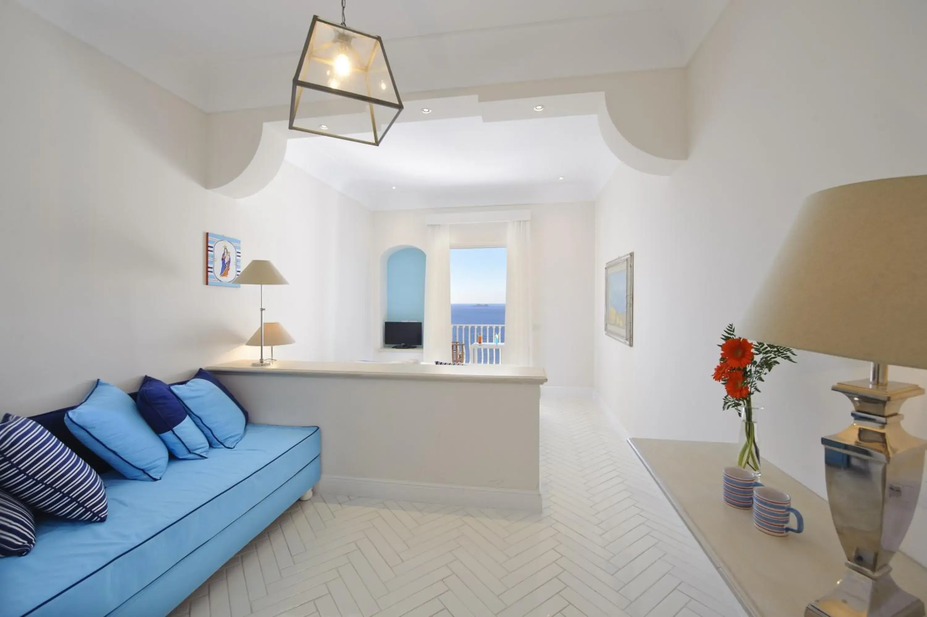Bedroom, Seating Area in Tramonto d'Oro