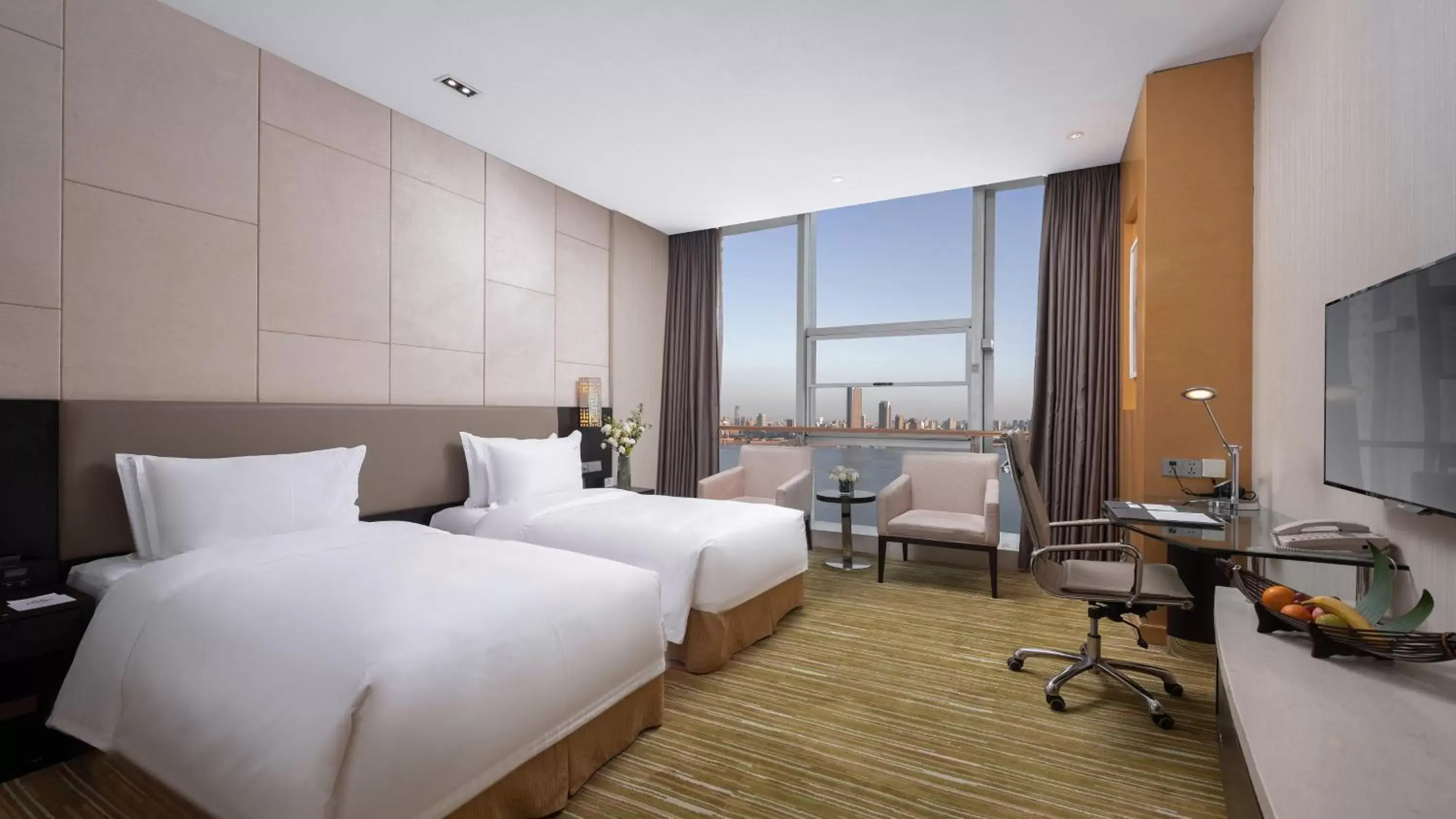 Photo of the whole room, Bed in Holiday Inn Nanchang Riverside by IHG Photo of the whole room, Bed in Holiday Inn Nanchang Riverside by IHG