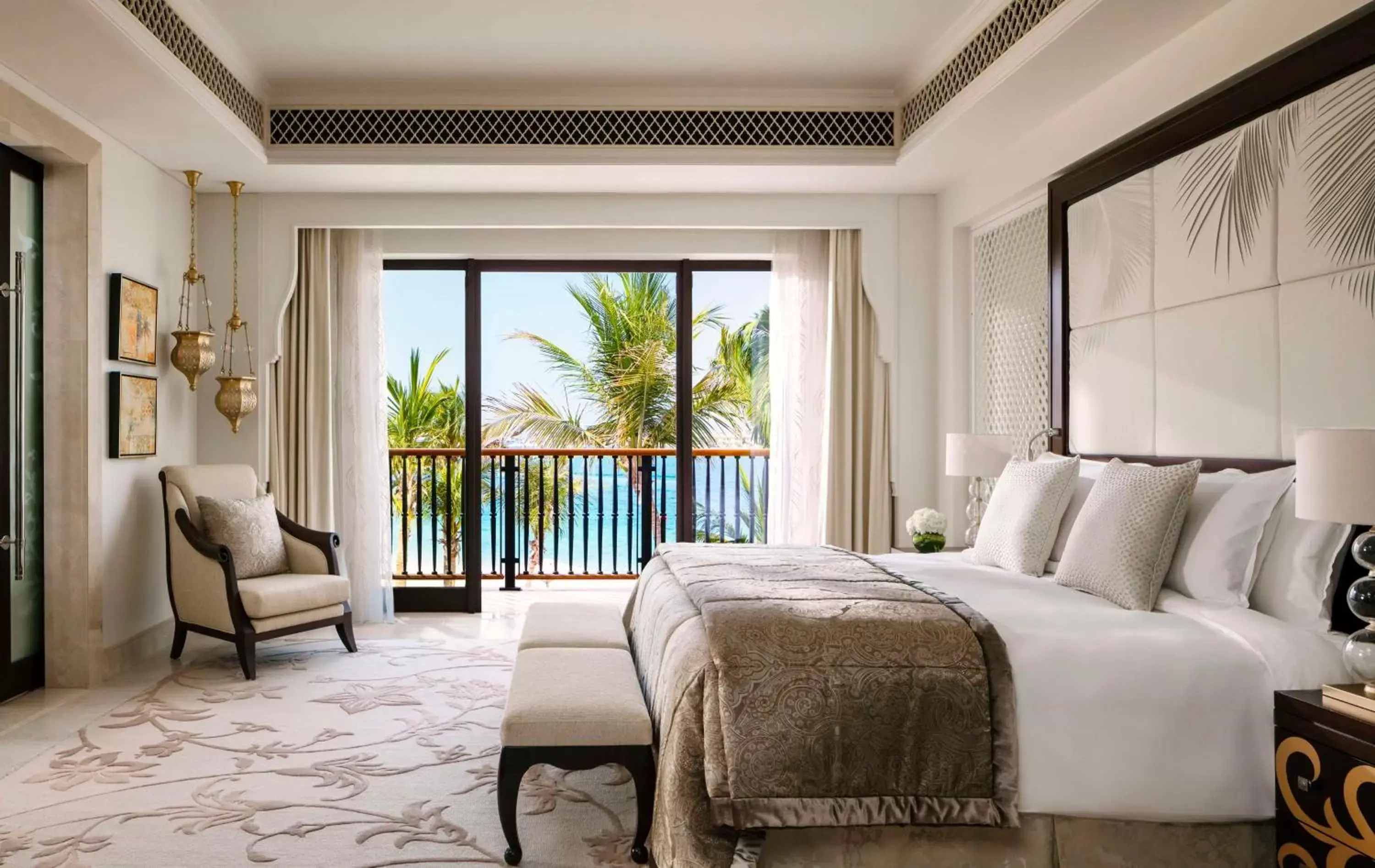 Bedroom, Bed in One&Only The Palm Dubai
