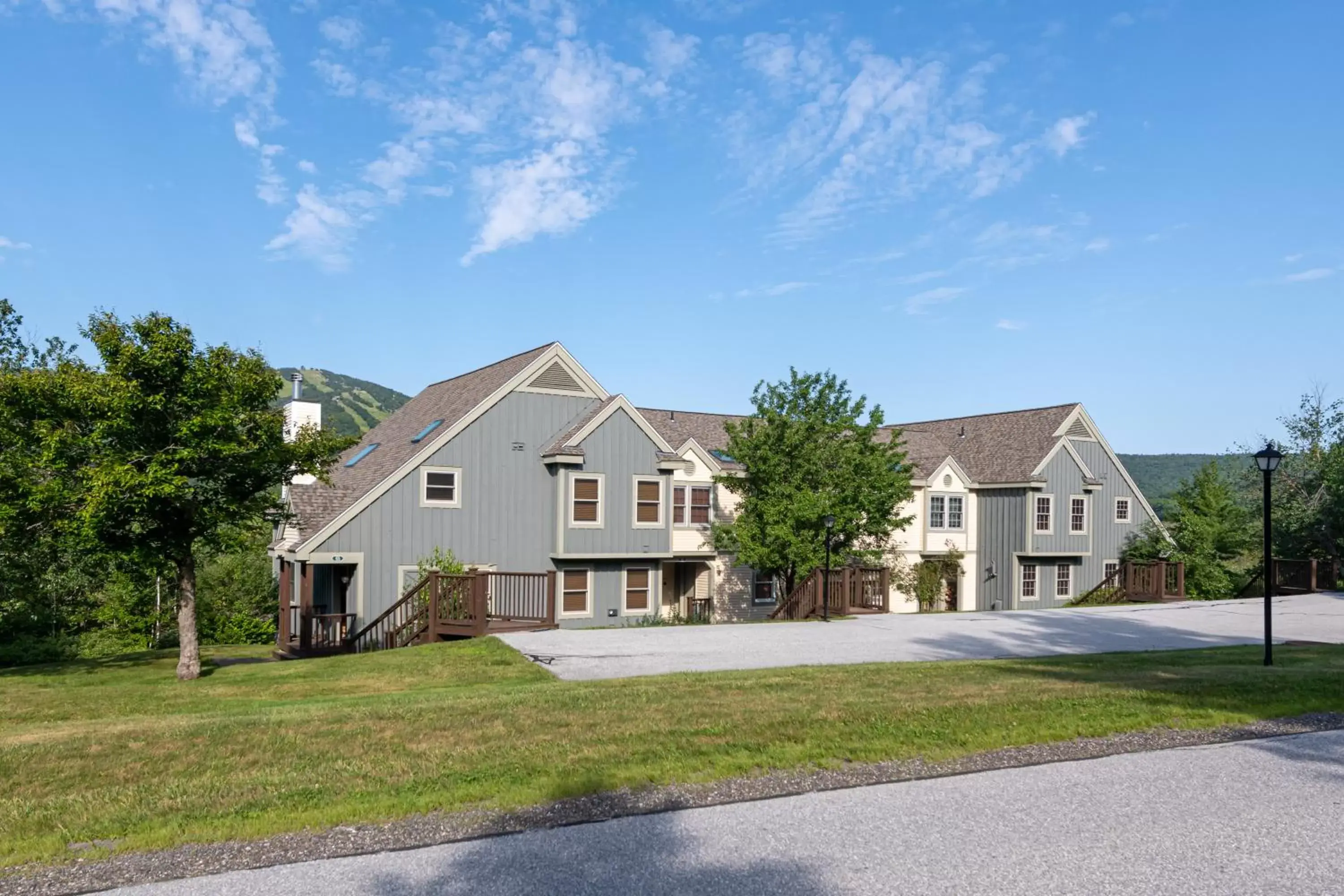 Property Building in Mount Snow Lodging