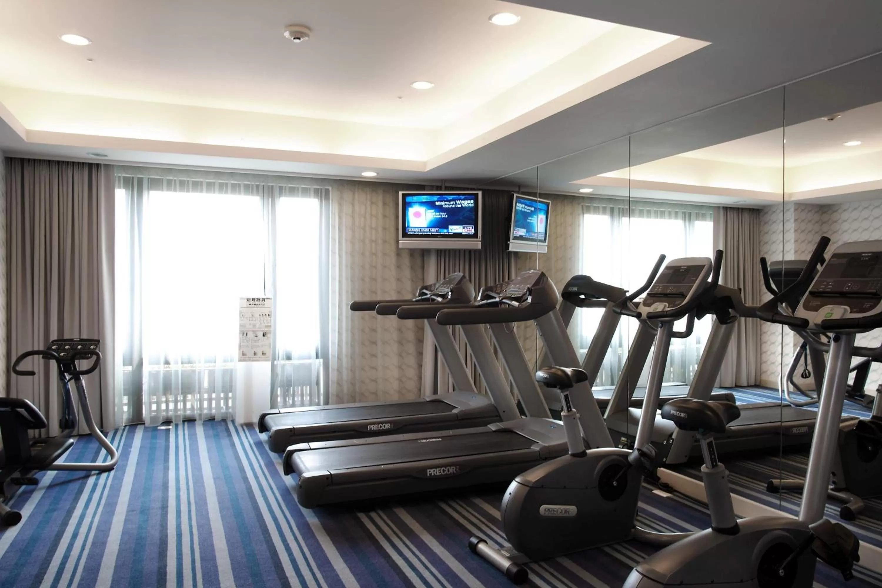 Fitness centre/facilities in Grand Victoria Hotel
