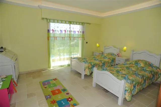 Chambre d'hôte "HAVRE DE PAIX" Prestige jacuzzi, hammam, sauna, PISCINE Mougins Cannes Grasse